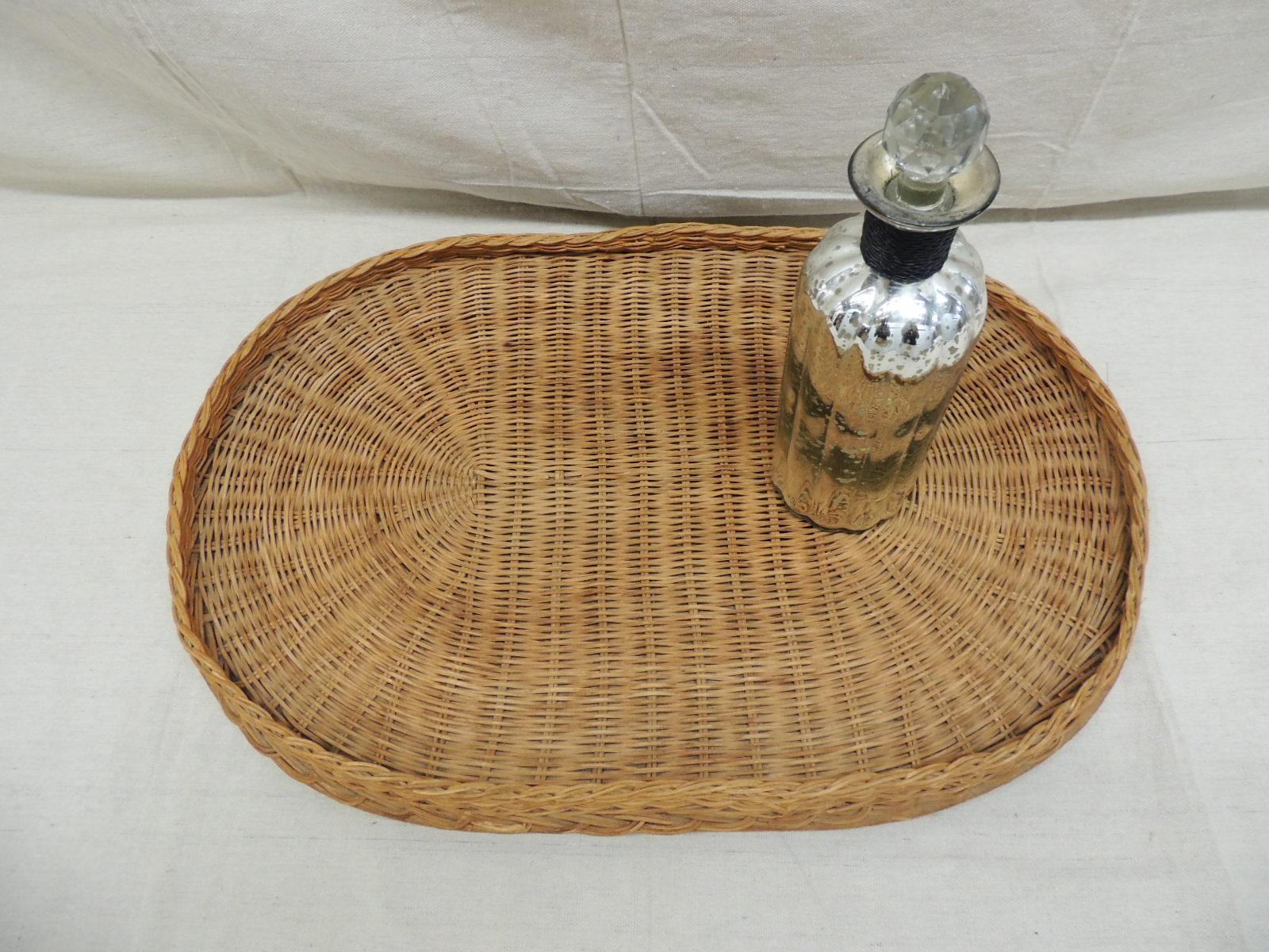 Belge Grand plateau de service ovale vintage en osier