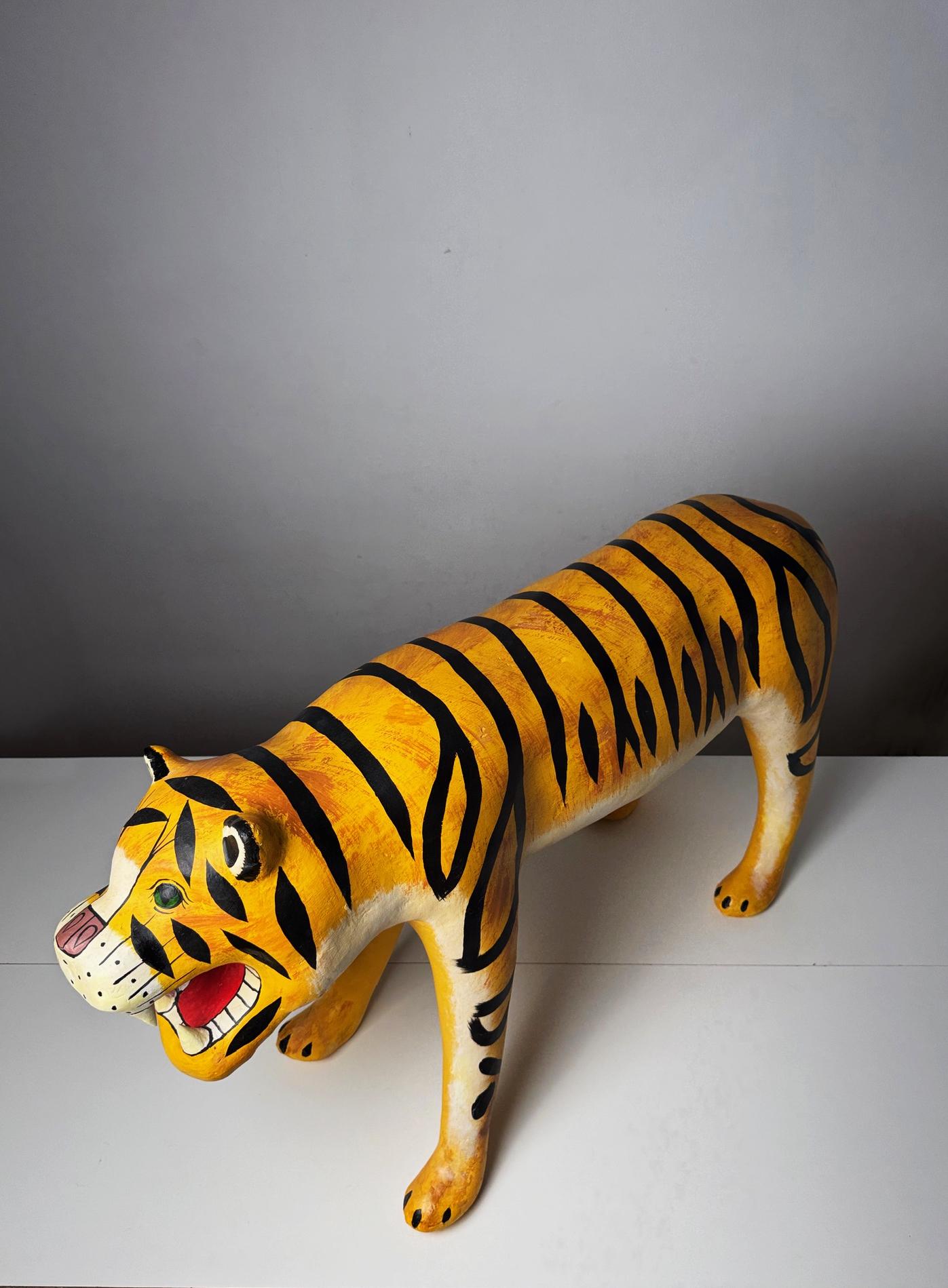 Large Vintage Papier-Mâché Tiger Sculpture, Folk Art Style, 1970s – Hand-Painted For Sale 4