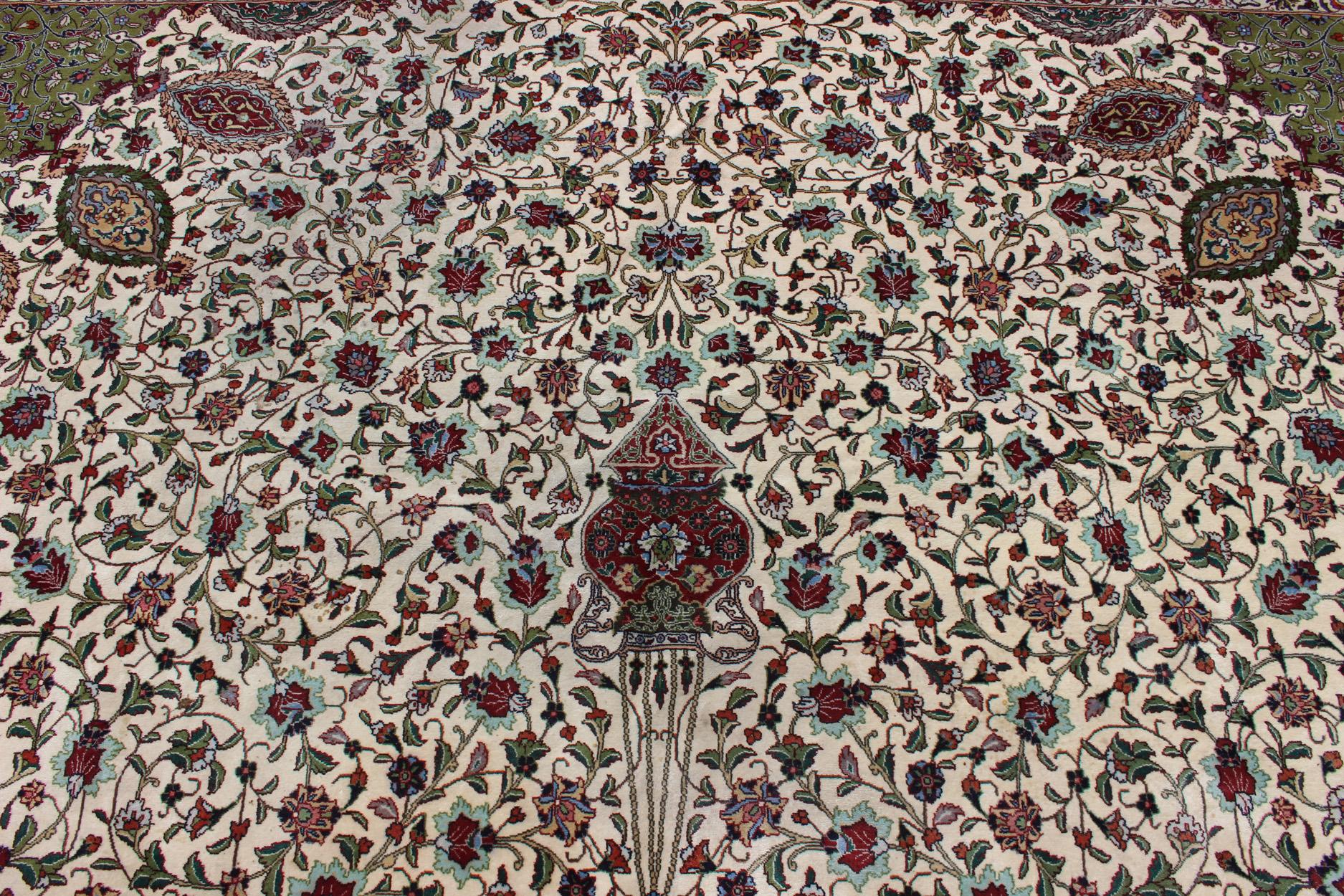 Large Vintage Persian Fine Tabriz Rug with Floral Medallion Design For Sale 4