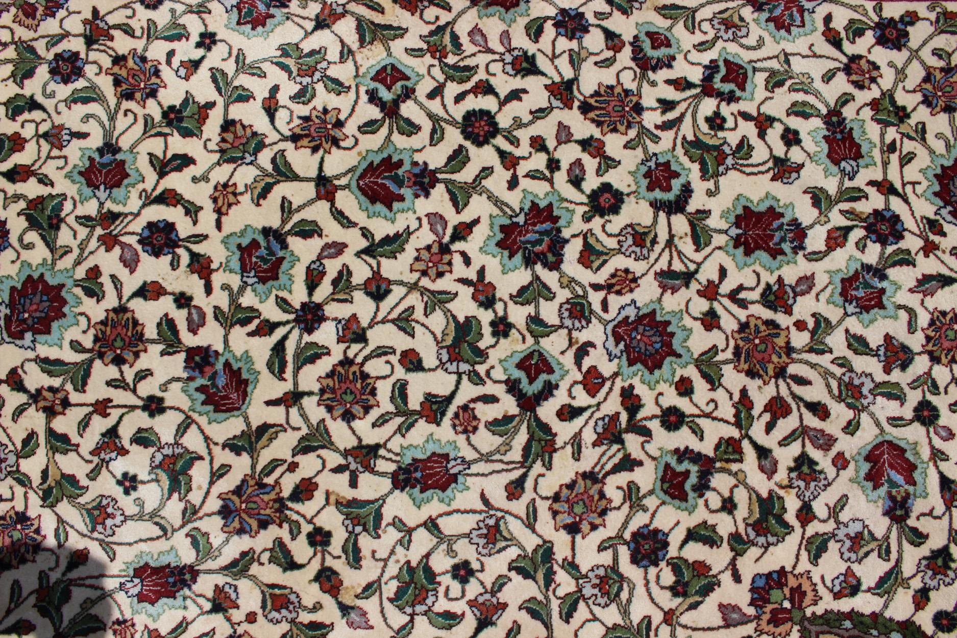 Large Vintage Persian Fine Tabriz Rug with Floral Medallion Design For Sale 10