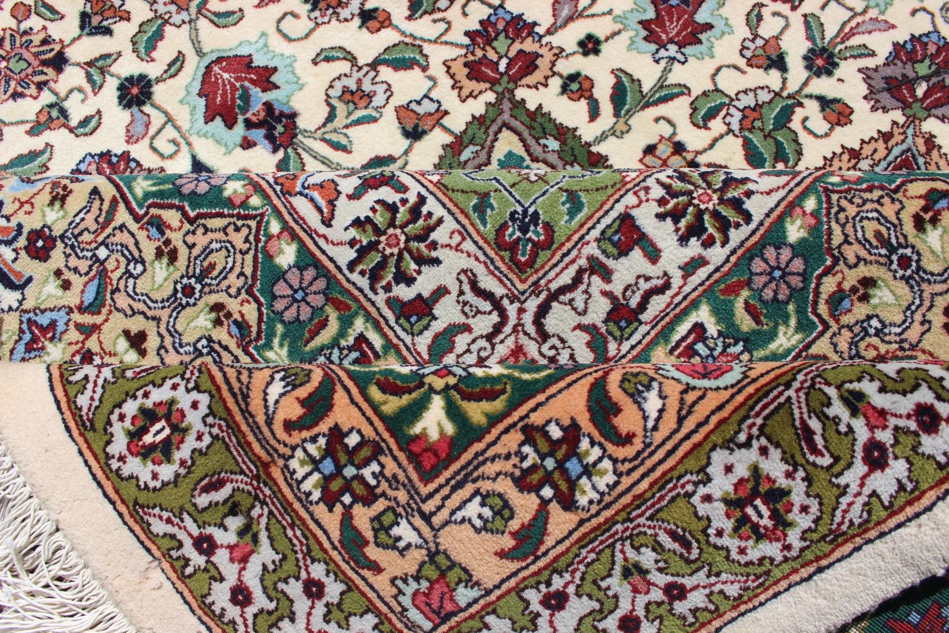 Large Vintage Persian Fine Tabriz Rug with Floral Medallion Design For Sale 11