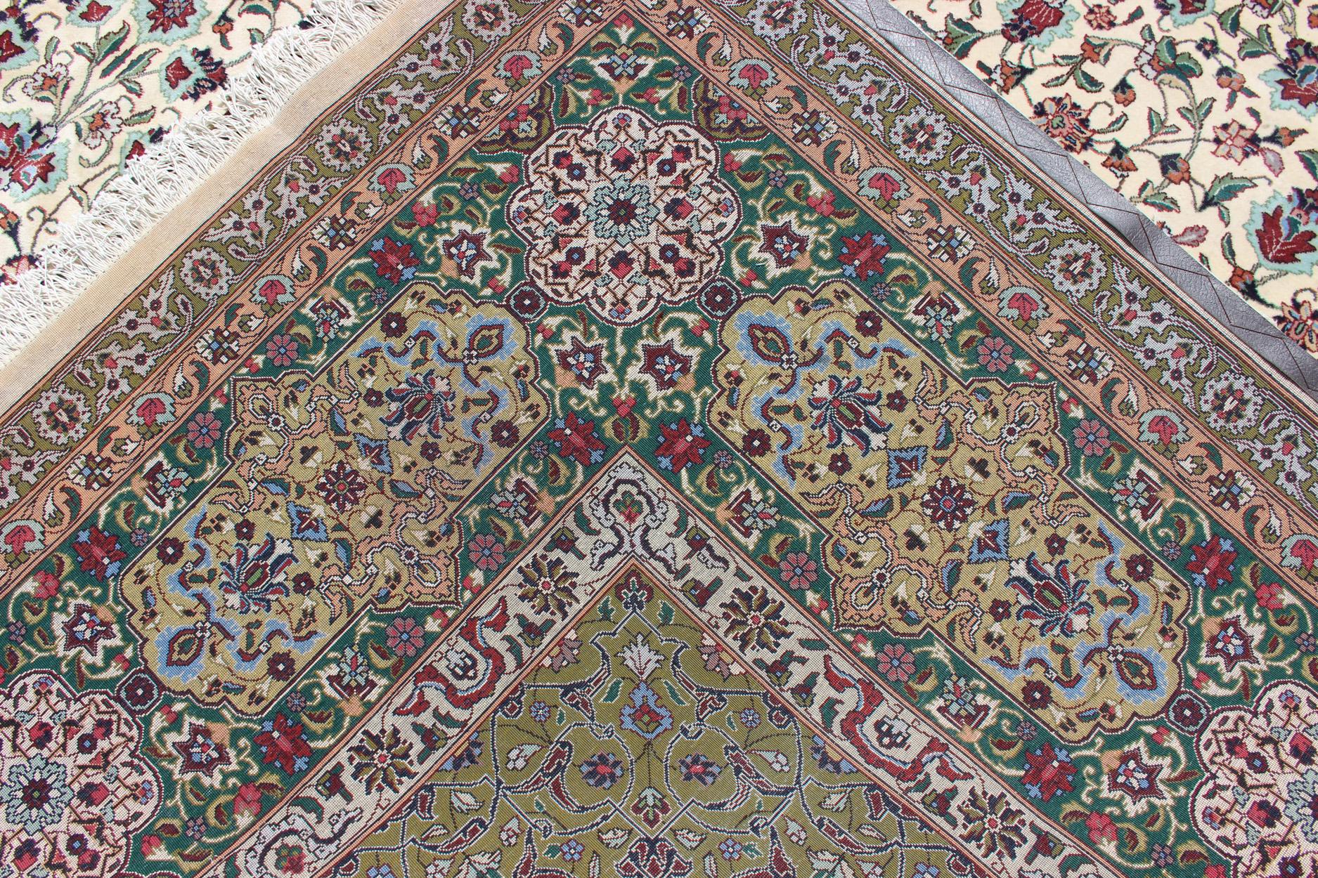 Large Vintage Persian Fine Tabriz Rug with Floral Medallion Design For Sale 13