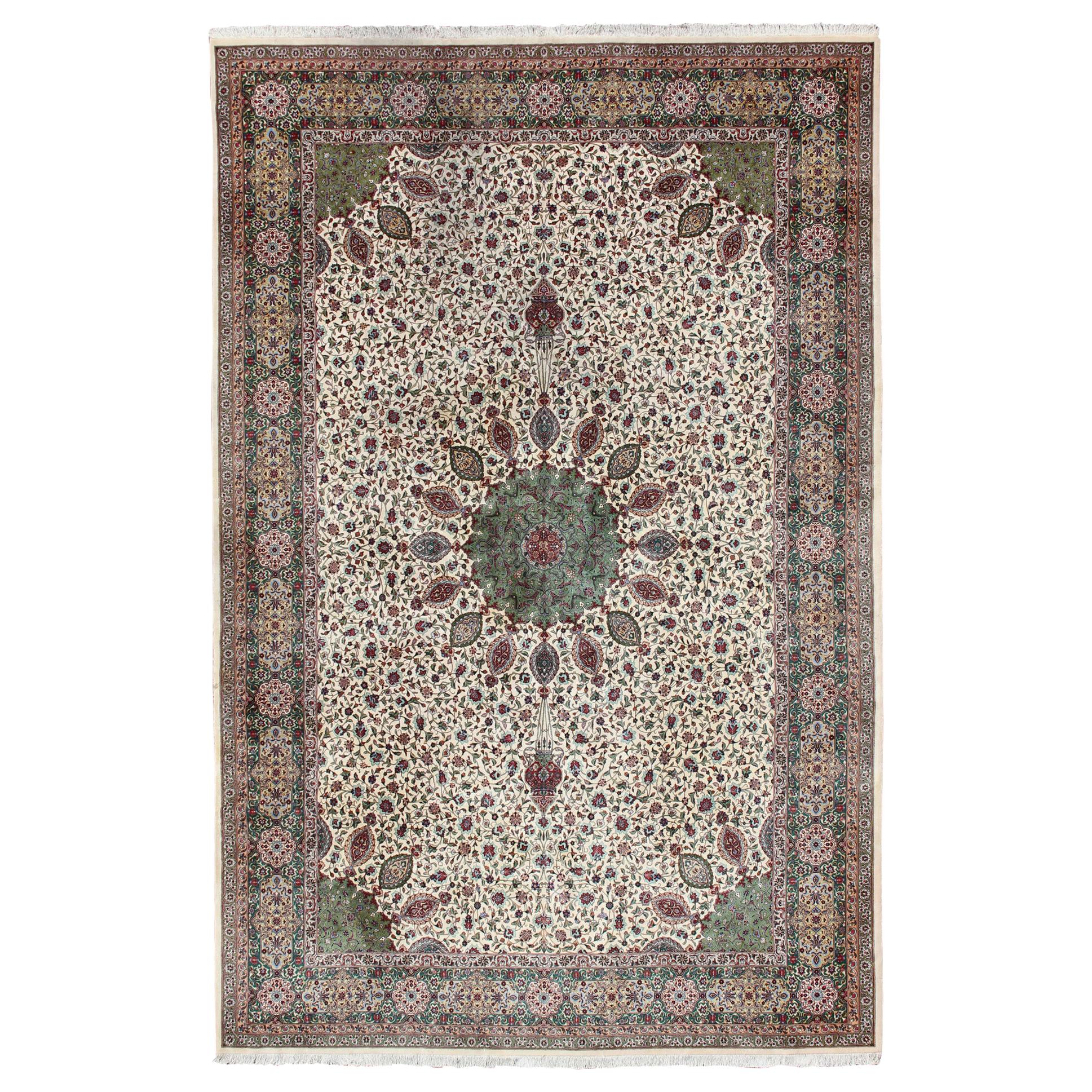 Großer persischer feiner Täbris-Teppich im Vintage-Stil mit Blumenmedaillon-Design