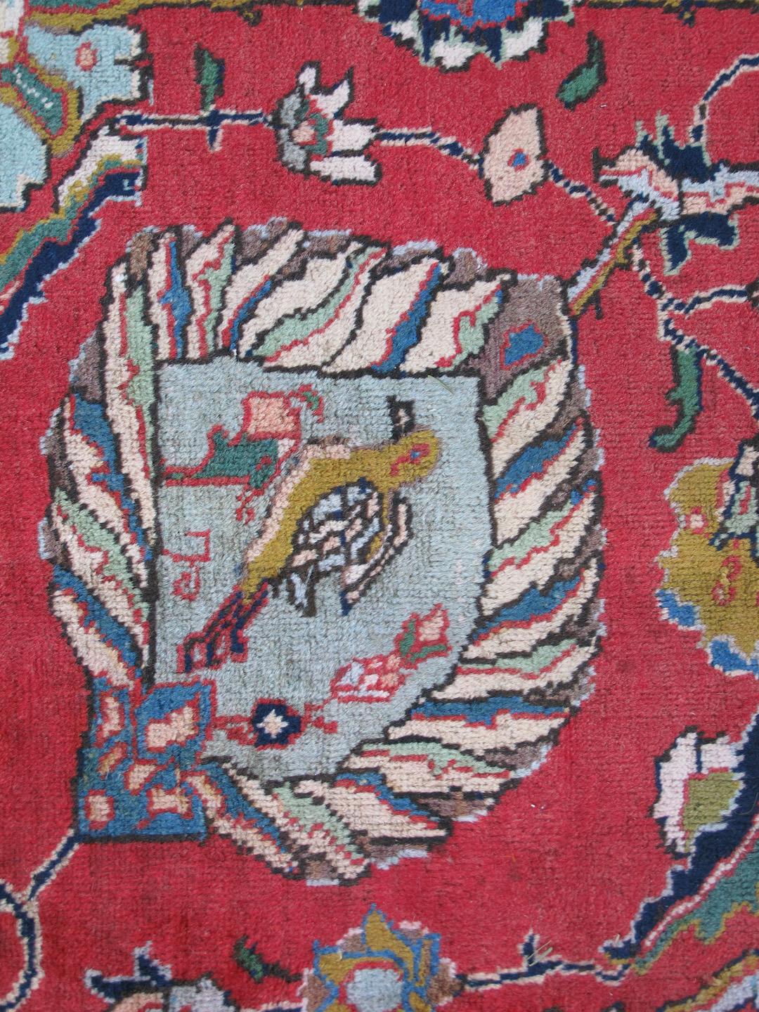 Lana Grande tappeto persiano Tabriz vintage con disegno all-over in rosso e avorio in vendita