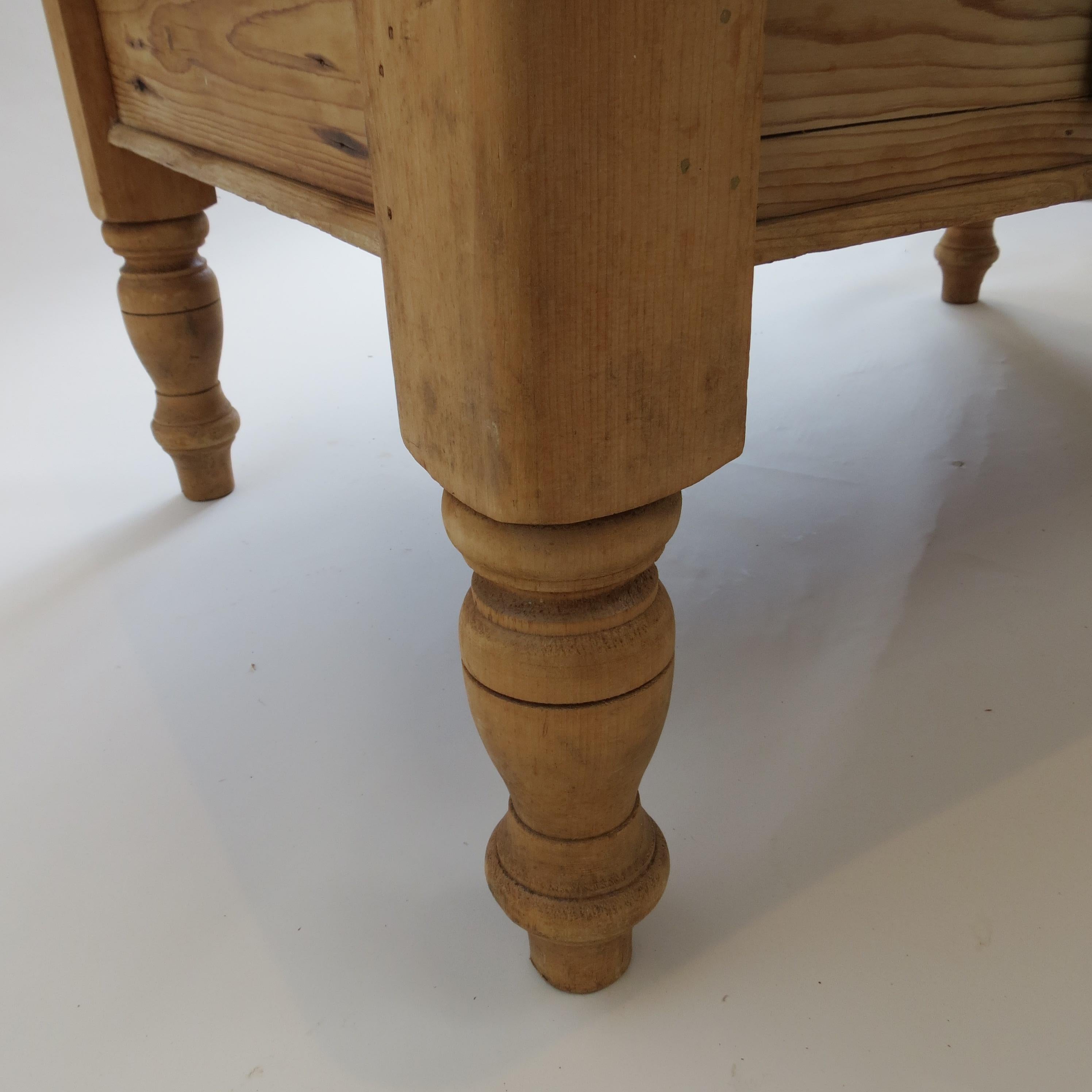 Large Vintage Pine Coffee Table For Sale 5