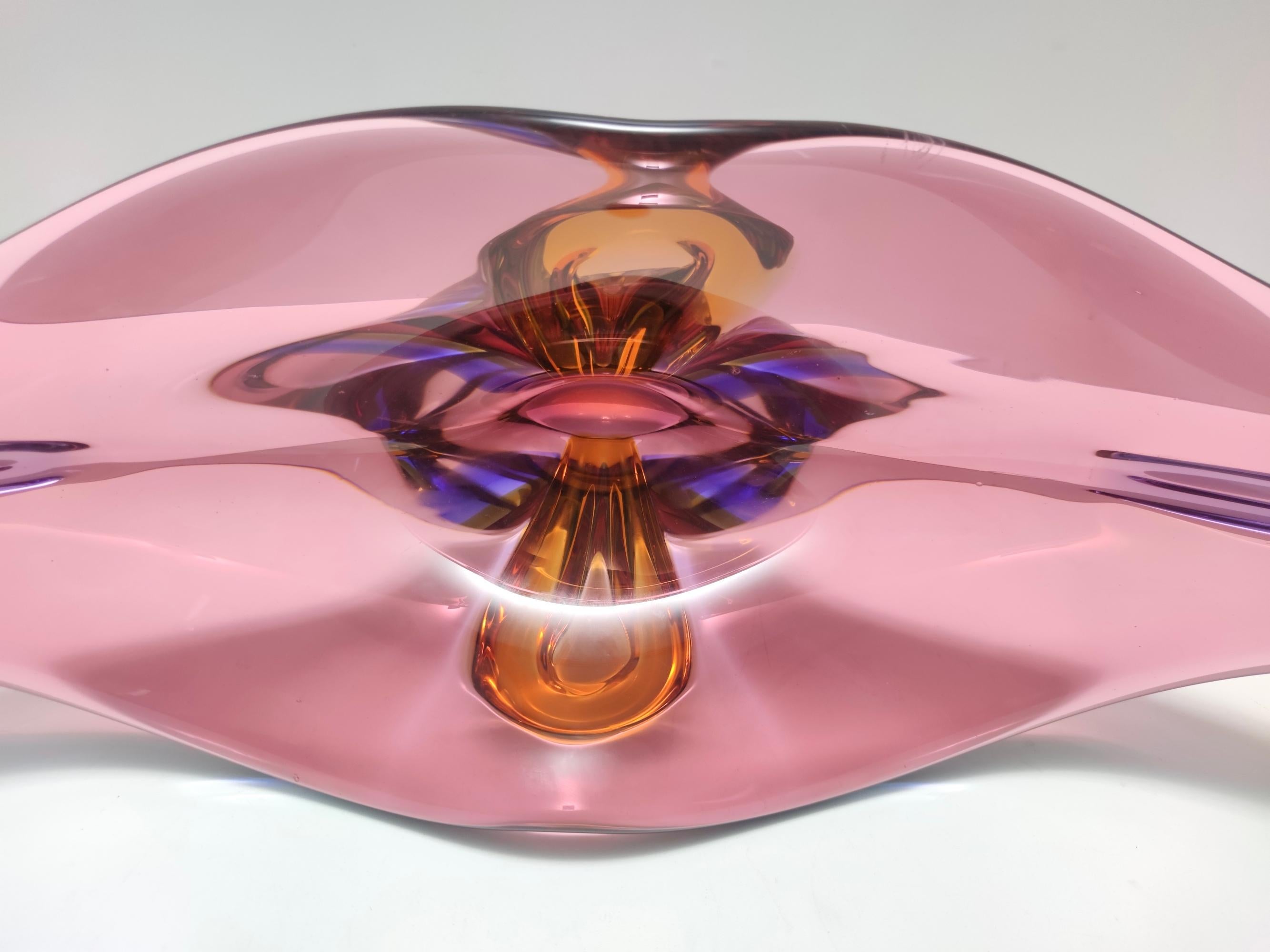Grand bol ou centre de table en verre Sommerso rose vintage attribué à Flavio Poli Italie en vente 8