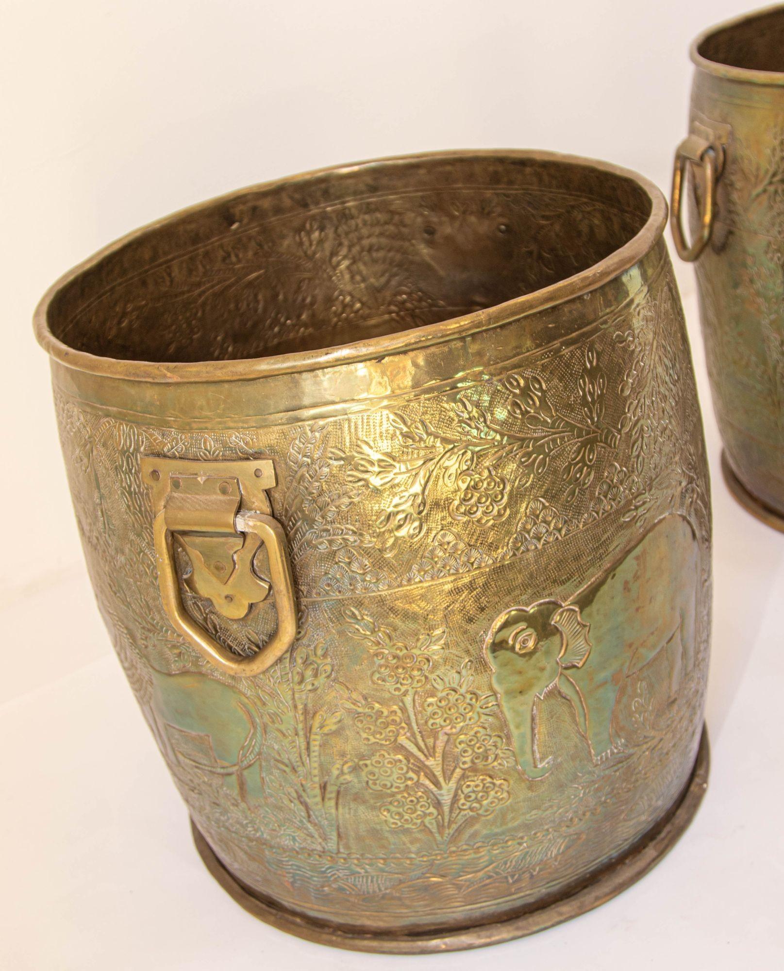 Large Vintage Polished Brass Planters Anglo Raj Hammered Jungle Design a Pair In Good Condition For Sale In North Hollywood, CA
