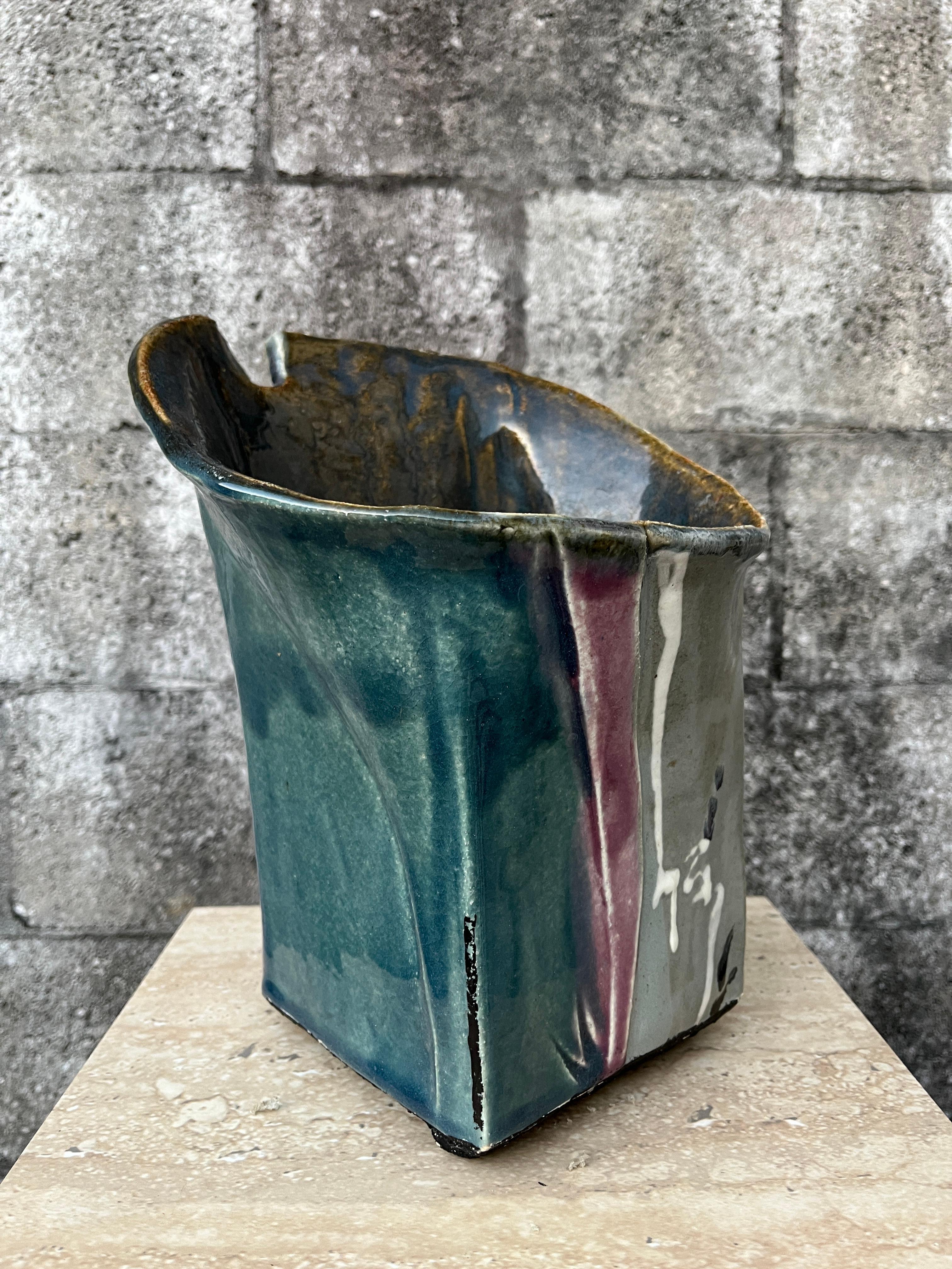 Grande vaso post-moderno a due pezzi di Studio Pottery. Circa anni '80 in vendita 3