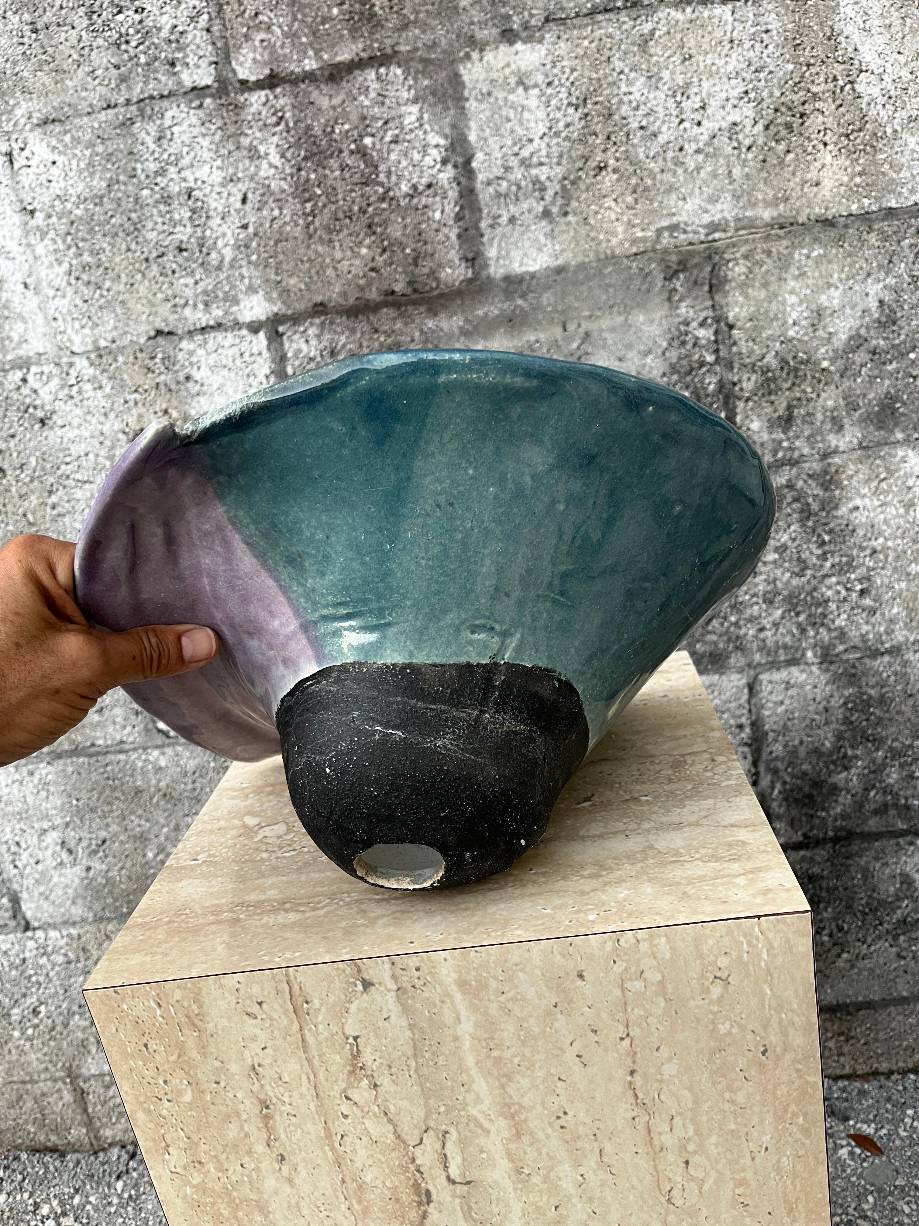 Grande vaso post-moderno a due pezzi di Studio Pottery. Circa anni '80 in vendita 11