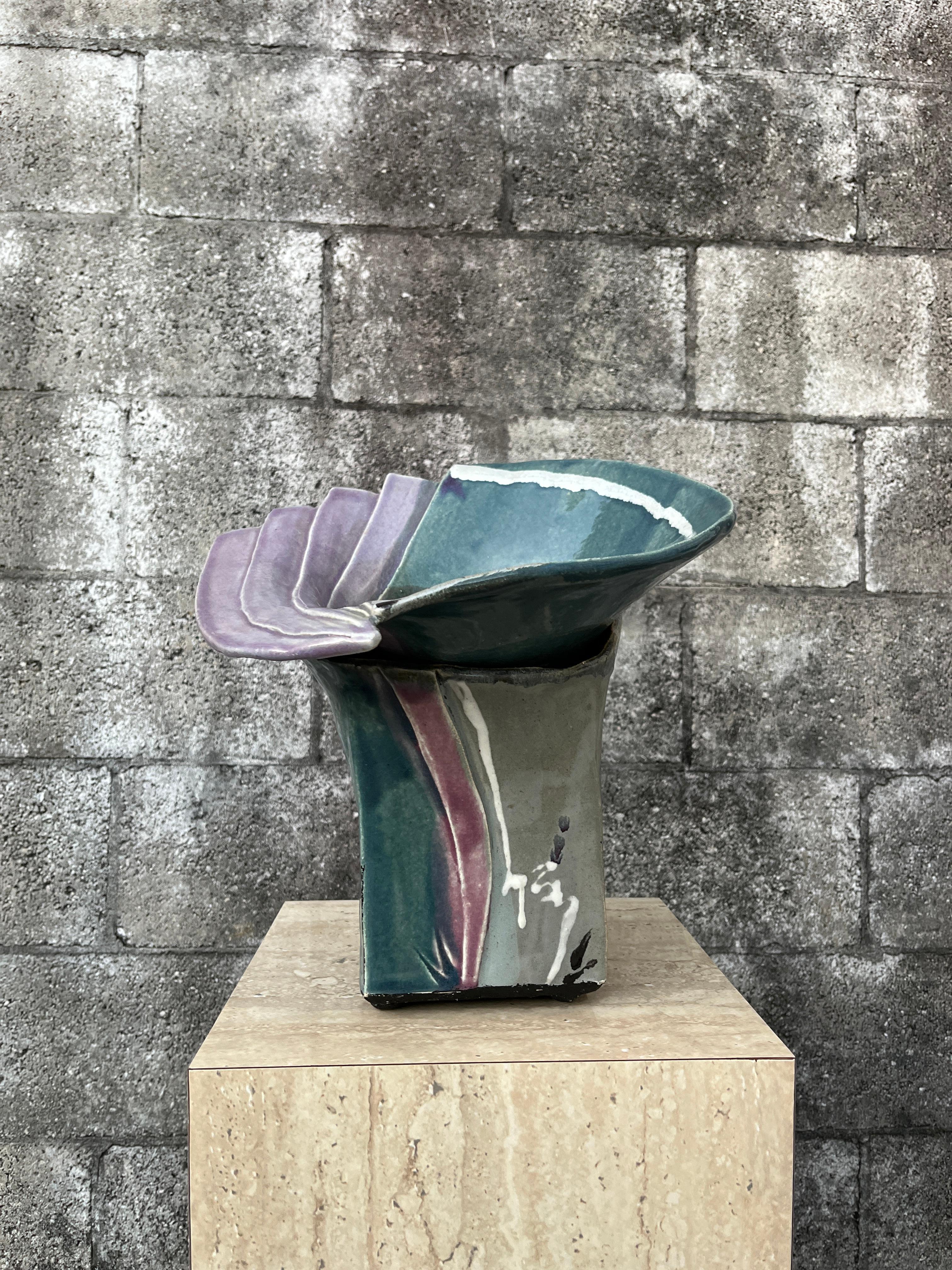 Postmoderno Grande vaso post-moderno a due pezzi di Studio Pottery. Circa anni '80 in vendita