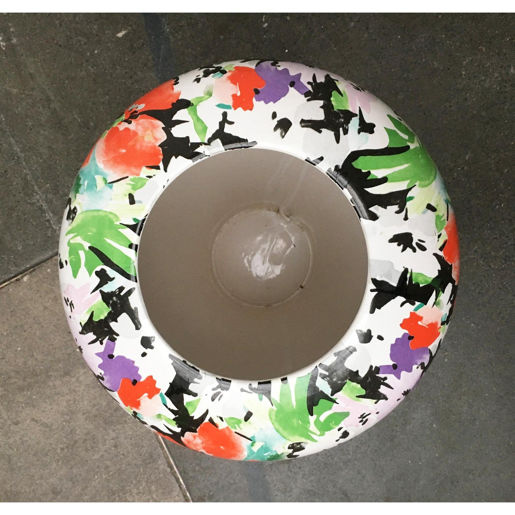 Tedesco Grande vaso da terra postmoderno tedesco floreale di Steuler in vendita