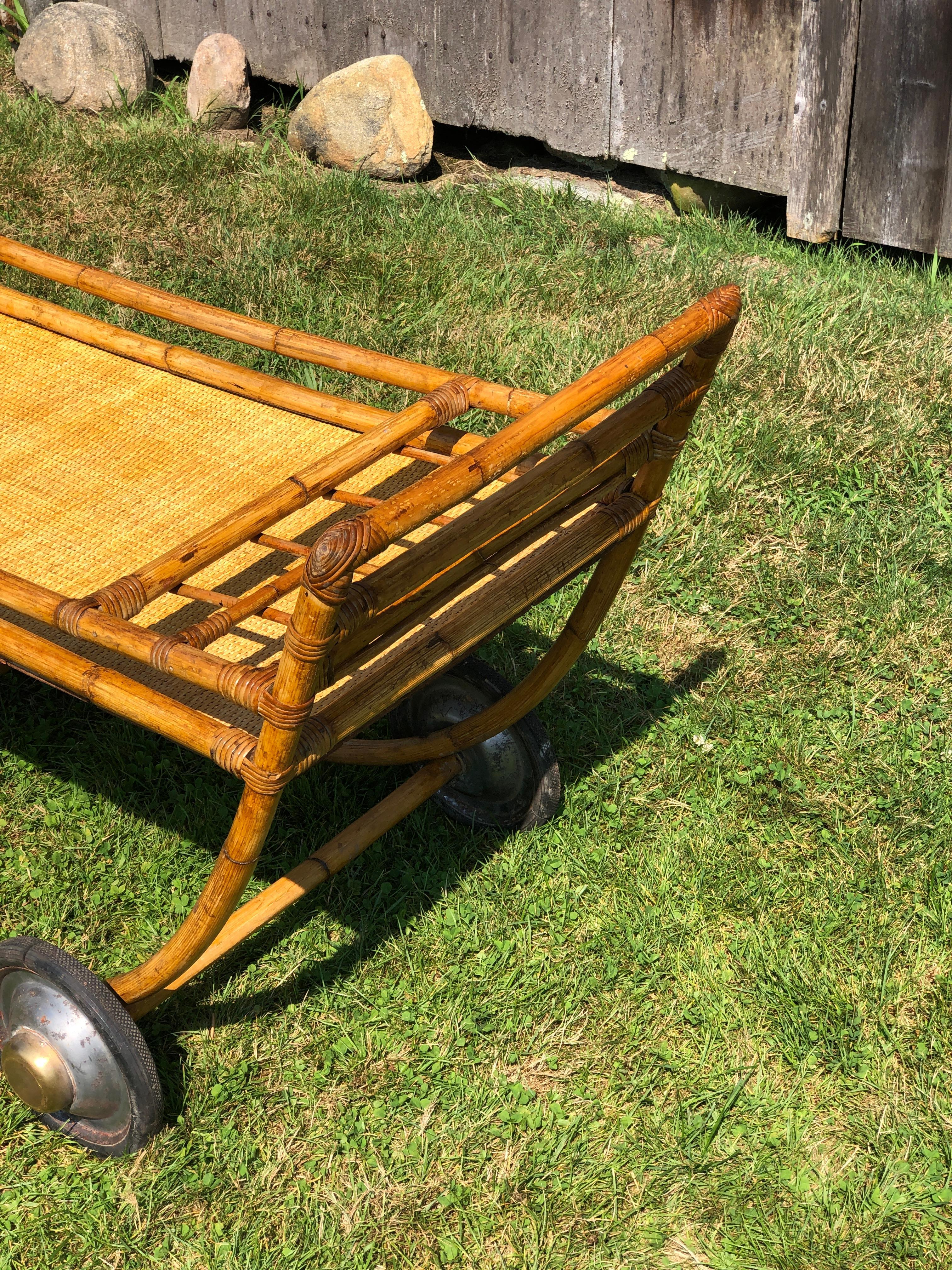 Large Vintage Rattan Bar Cart with Bottle Holders For Sale 1