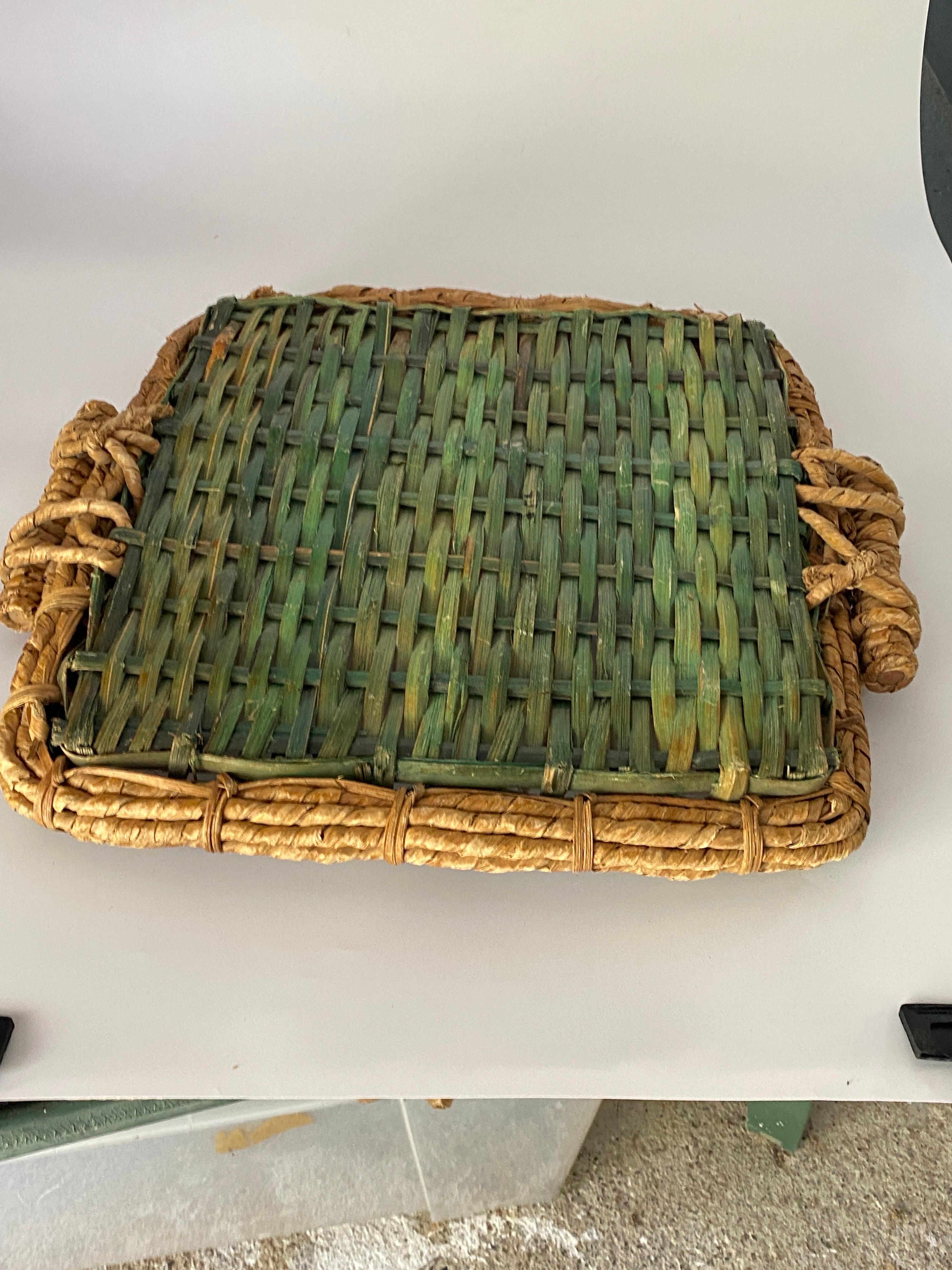 French Large Vintage Rattan Platter, with an Old Patina, France, 1970 For Sale