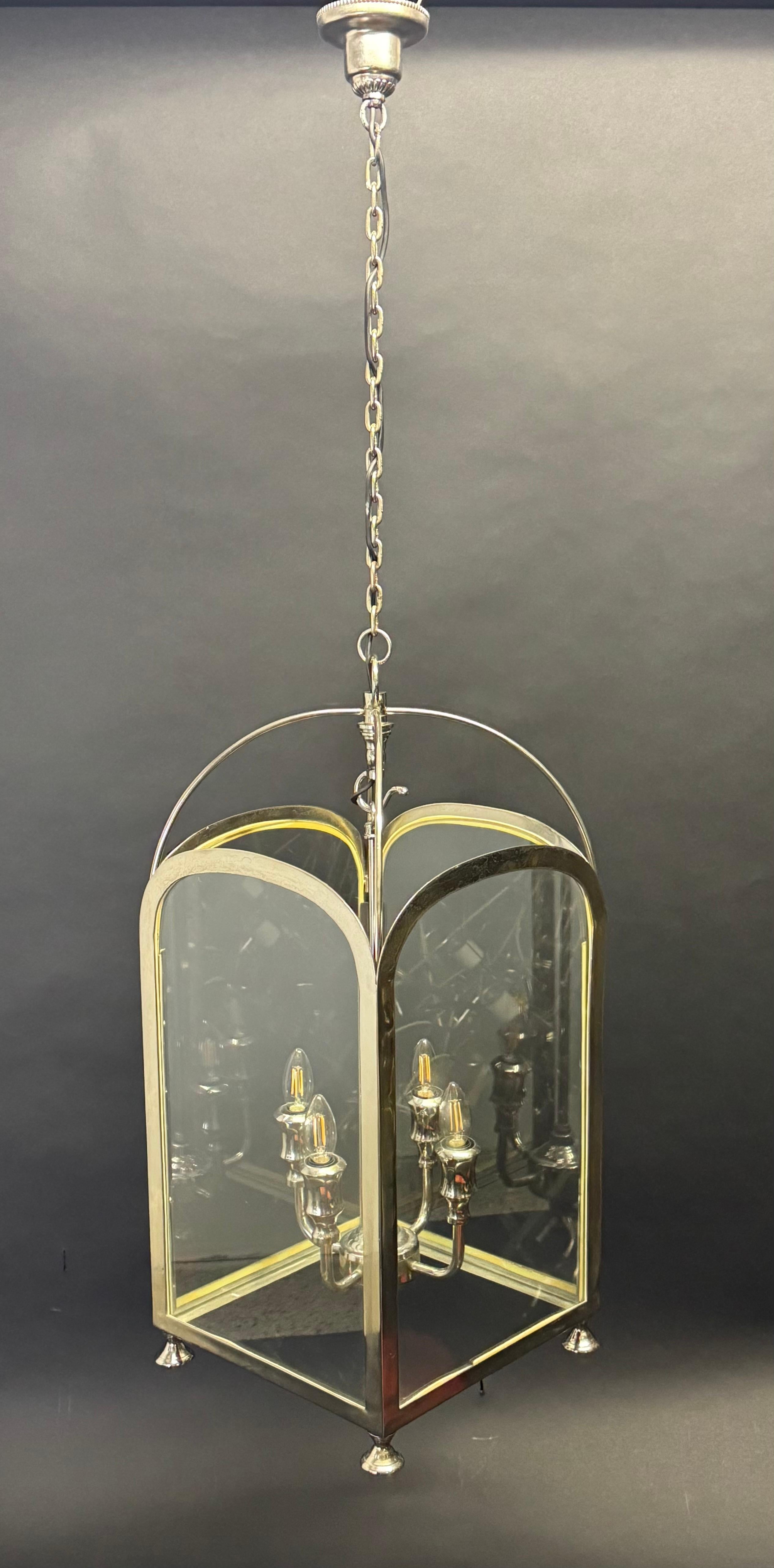 Grand lustre à lanterne en verre de style Vintage Regency, vers les années 1970 en vente 1