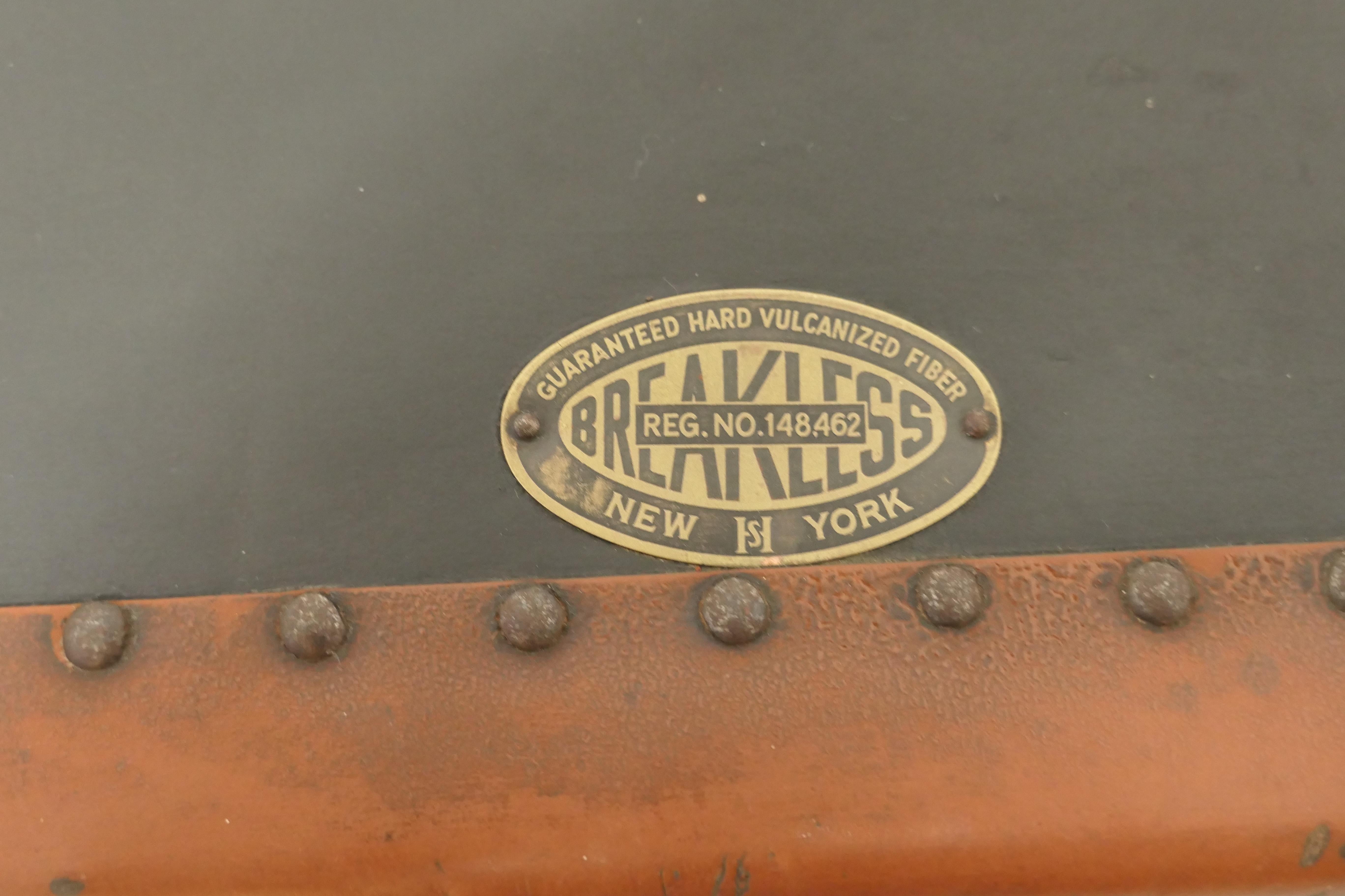 Grande malle à vapeur Vintage Rigid Breakless Co.  Bon état - En vente à Chillerton, Isle of Wight