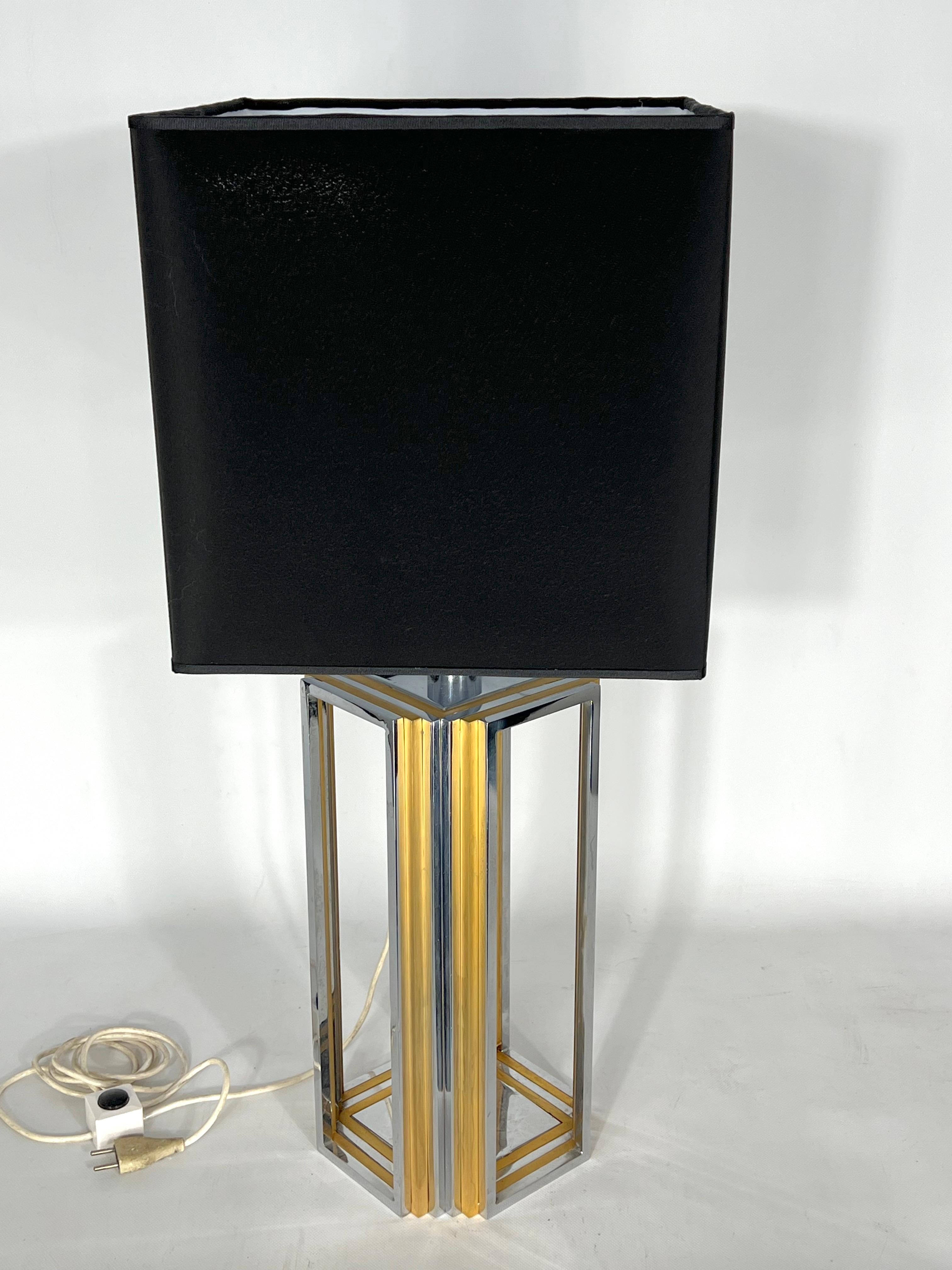 Laiton Grande lampe de bureau vintage attribuée à Romeo Rega, années 70 en vente