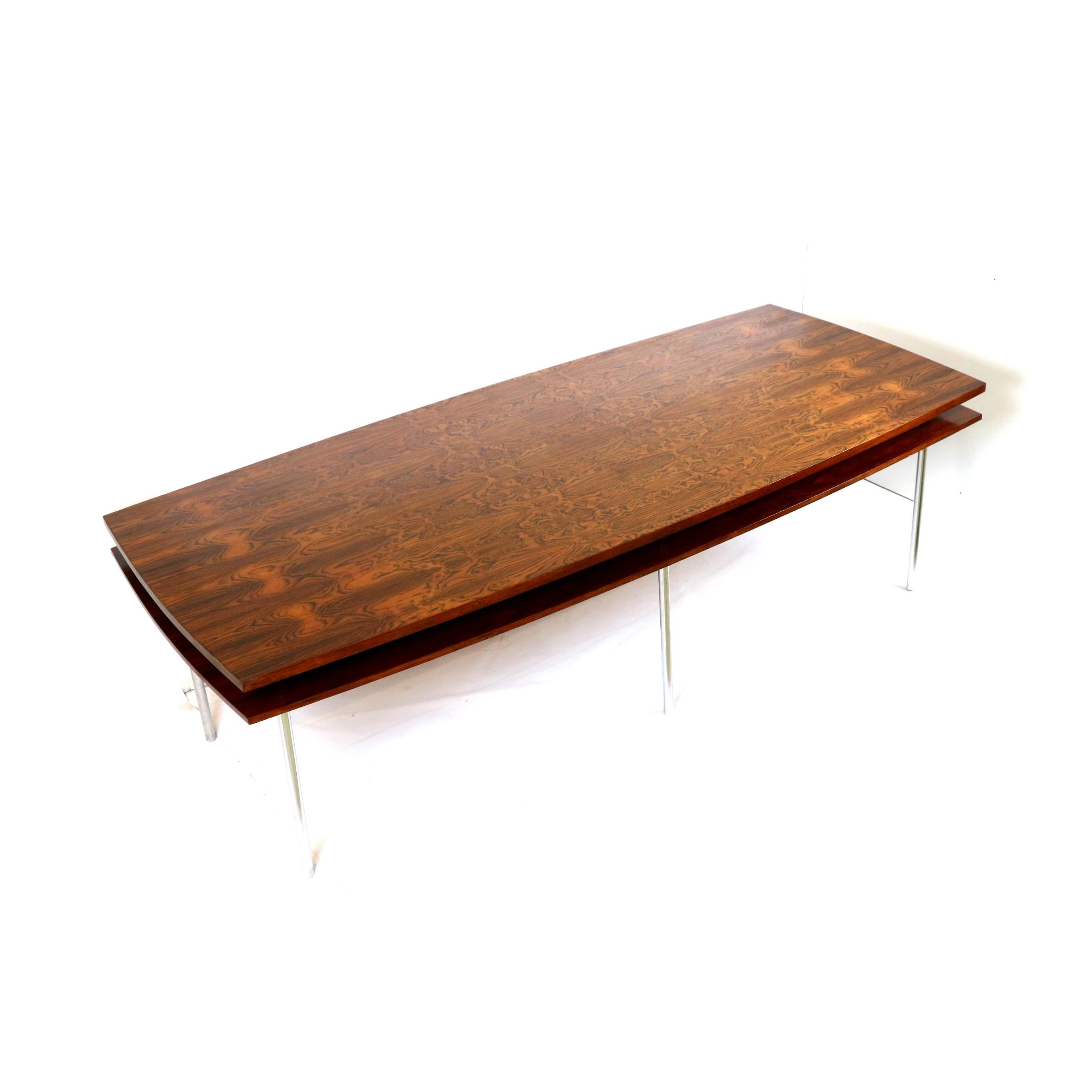 Mid-20th Century Large vintage rosewood conference table / dining table made in the 1960s For Sale