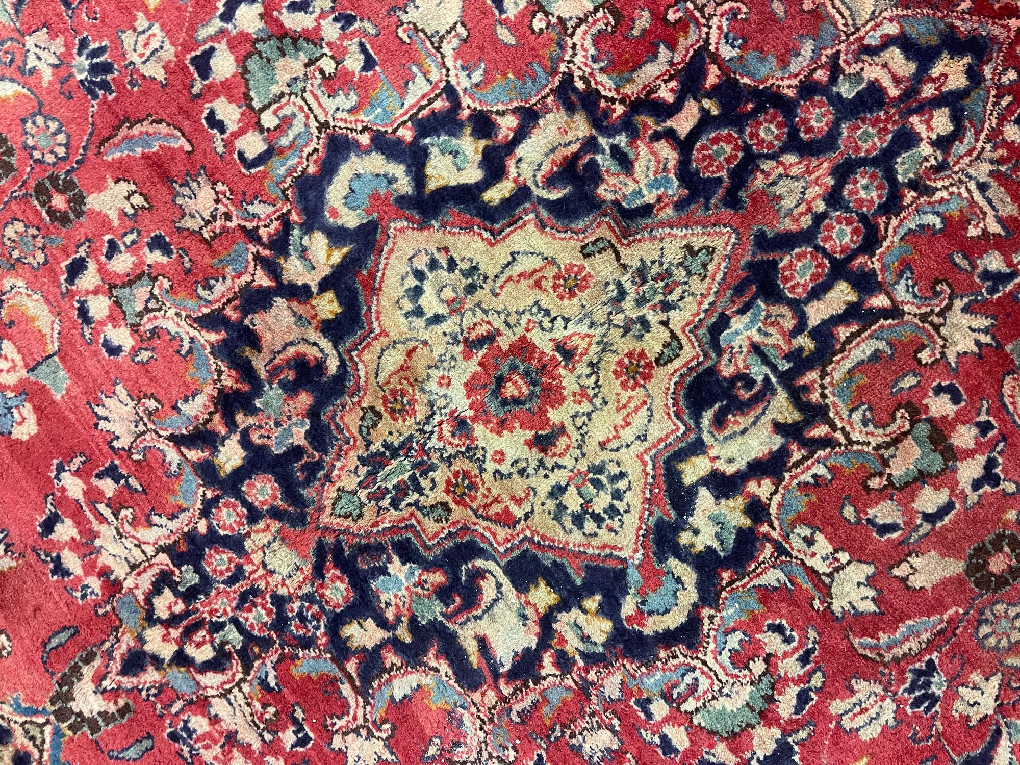 Laine Grand tapis vintage fait main, tapis de salon oriental en laine rouge 191 x 284 cm  en vente