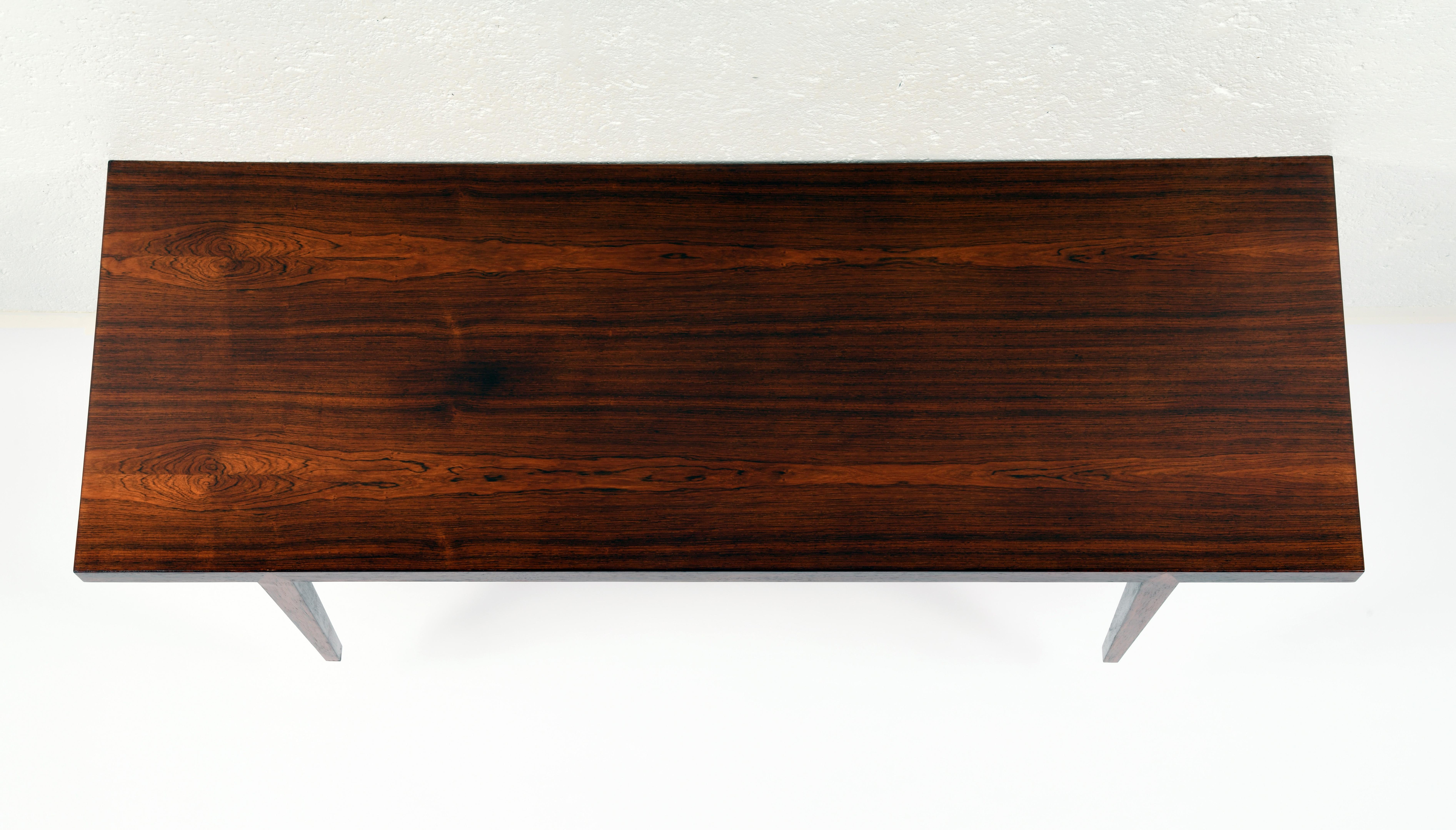 Large vintage scandinavian coffee table, design Severin Hansen in the 60's 4