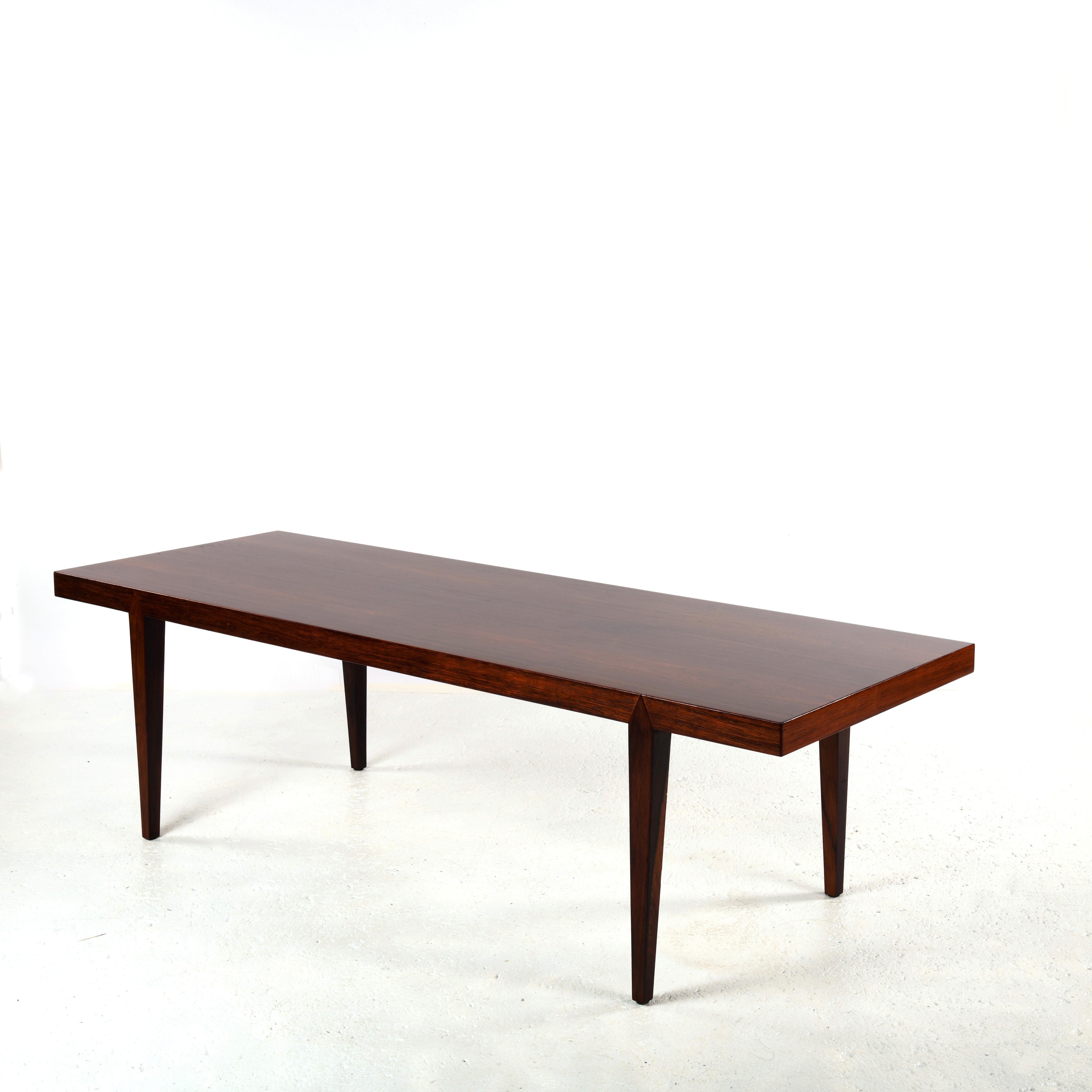 Large coffee table designed by Severin Hansen (1903-1979) in the 1960s, published by Haslev Møbelfabrik in Denmark. The top and fields are protected by a satin-finish varnish, which means they can be used regularly, glasses, bottles or food can be