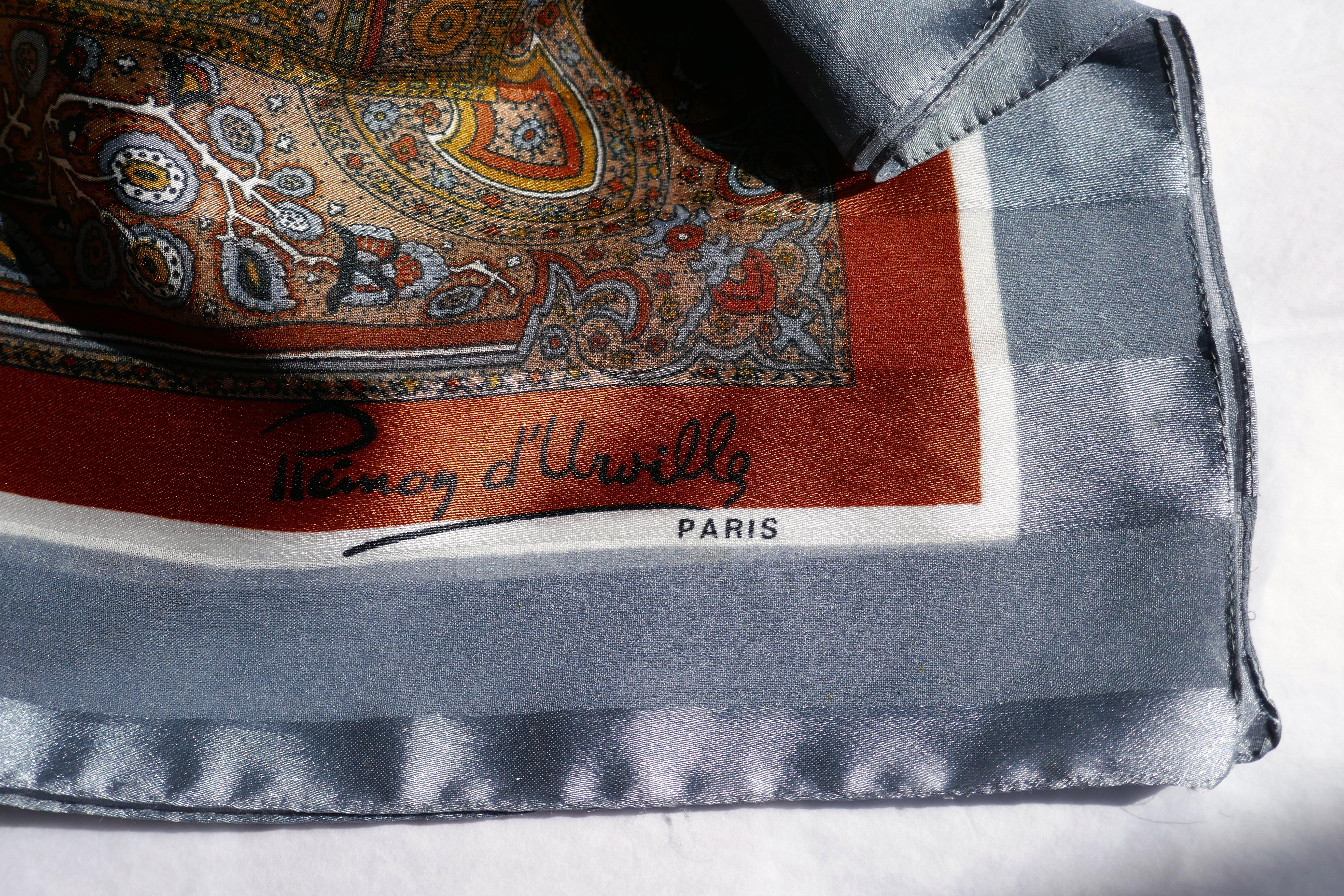 Grande écharpe vintage, mousseline de soie et satin, motif Paisley par Rémoy d'Urville 4