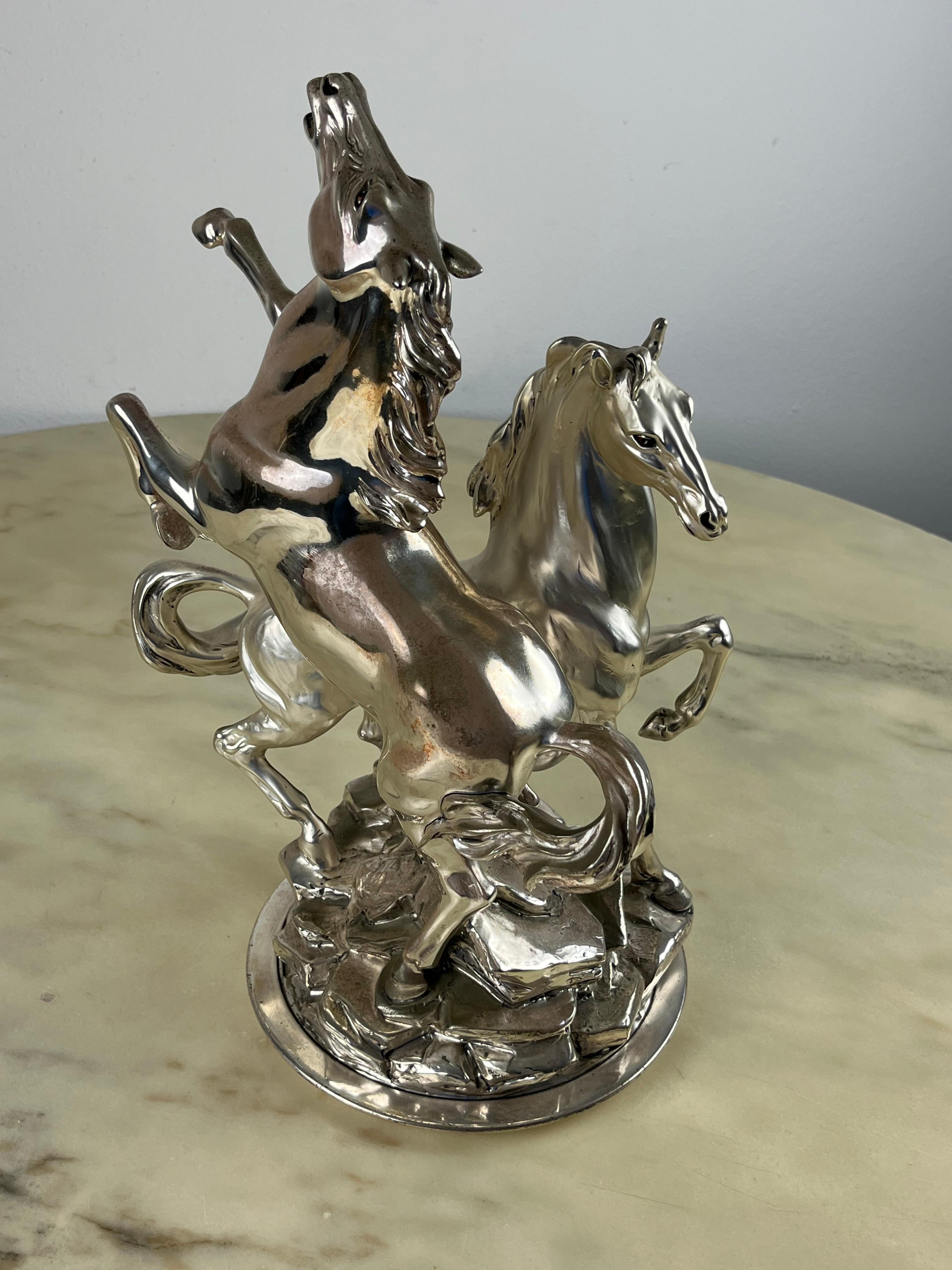 Laminated Large Vintage Sculpture in Rolled Silver Italian Design  1980s For Sale
