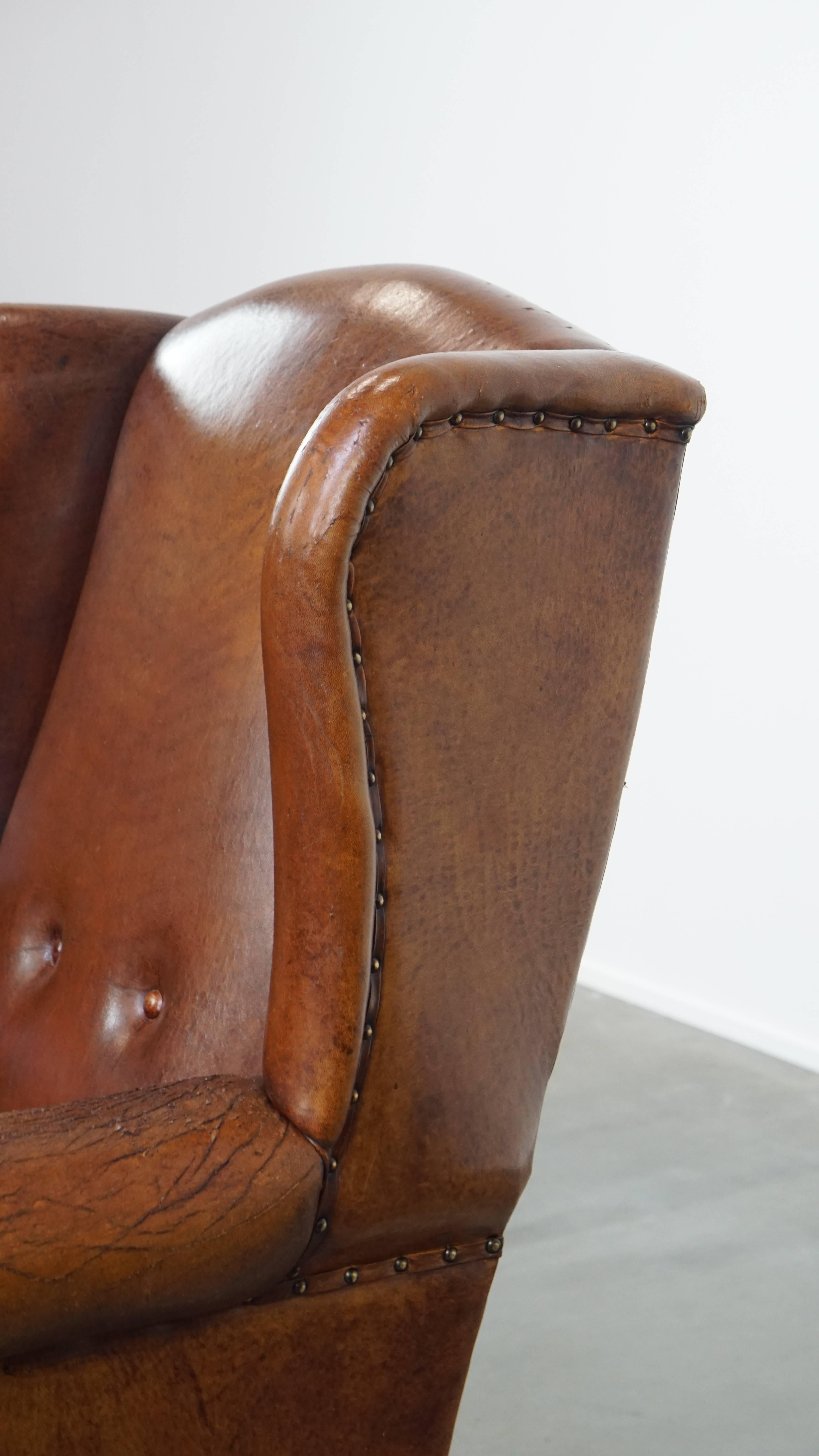 Grande sedia Wingback in pelle di pecora d'epoca in vendita 6