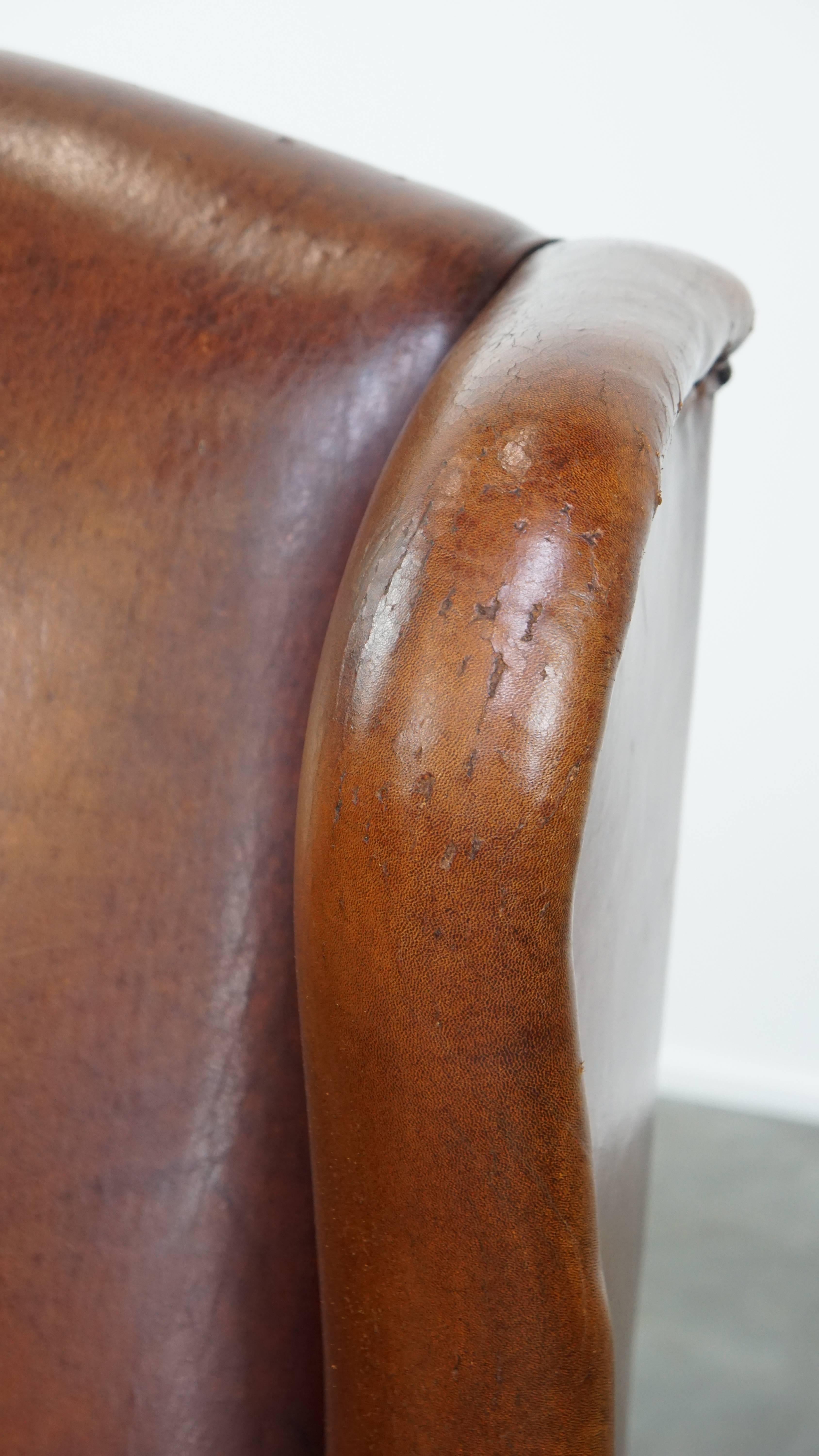 Grande sedia Wingback in pelle di pecora d'epoca in vendita 7