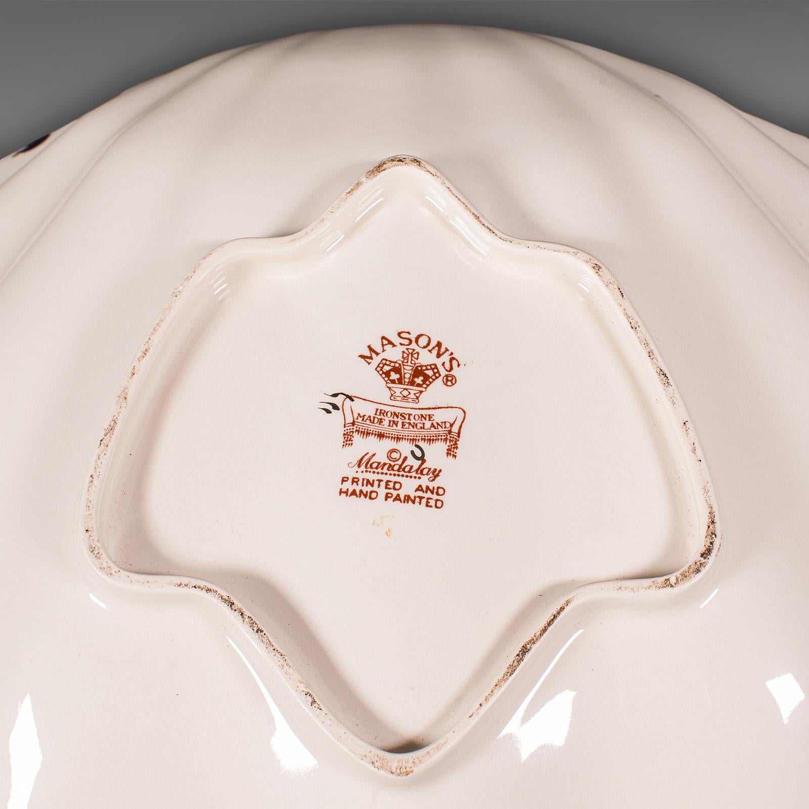 Large Vintage Shell Shaped Fruit Bowl, English Ceramic, Decorative, Serving Dish For Sale 6