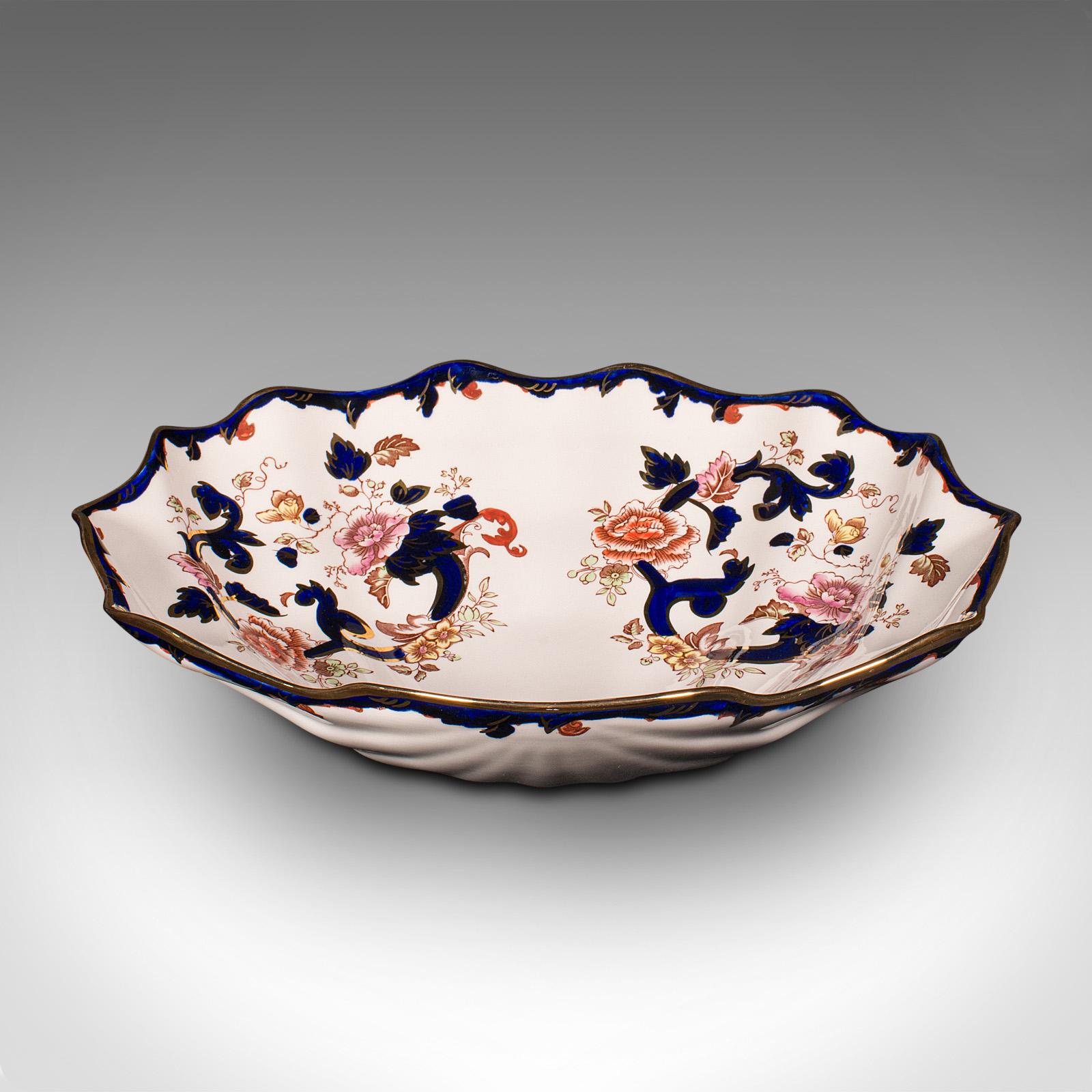 20th Century Large Vintage Shell Shaped Fruit Bowl, English Ceramic, Decorative, Serving Dish For Sale