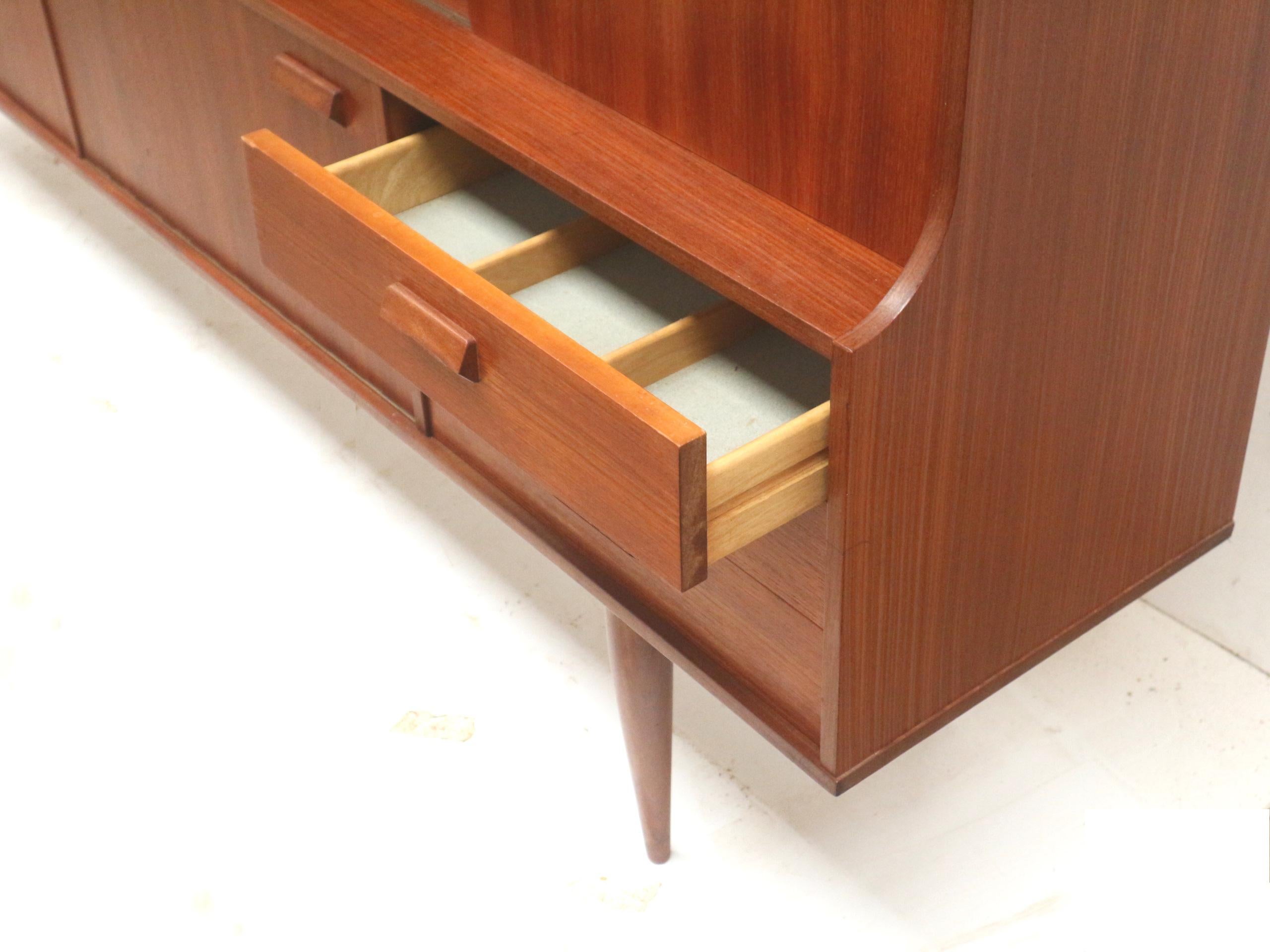 Large vintage sideboard / highboard / wall unit made in the 60s 7