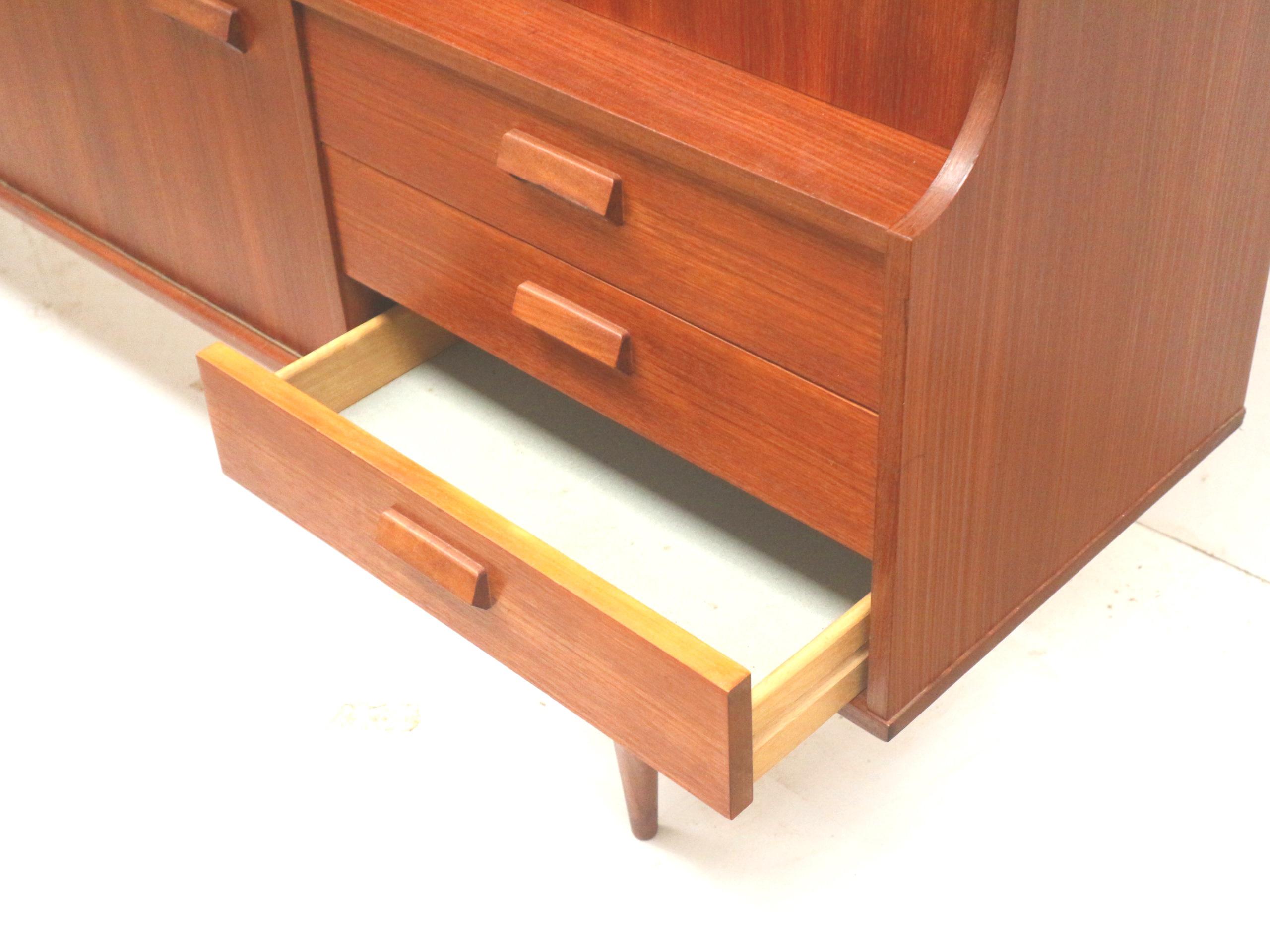 Large vintage sideboard / highboard / wall unit made in the 60s 8