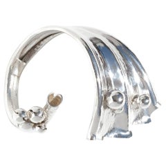 Grande bracciale d'argento vintage del maestro svedese Claës Giertta