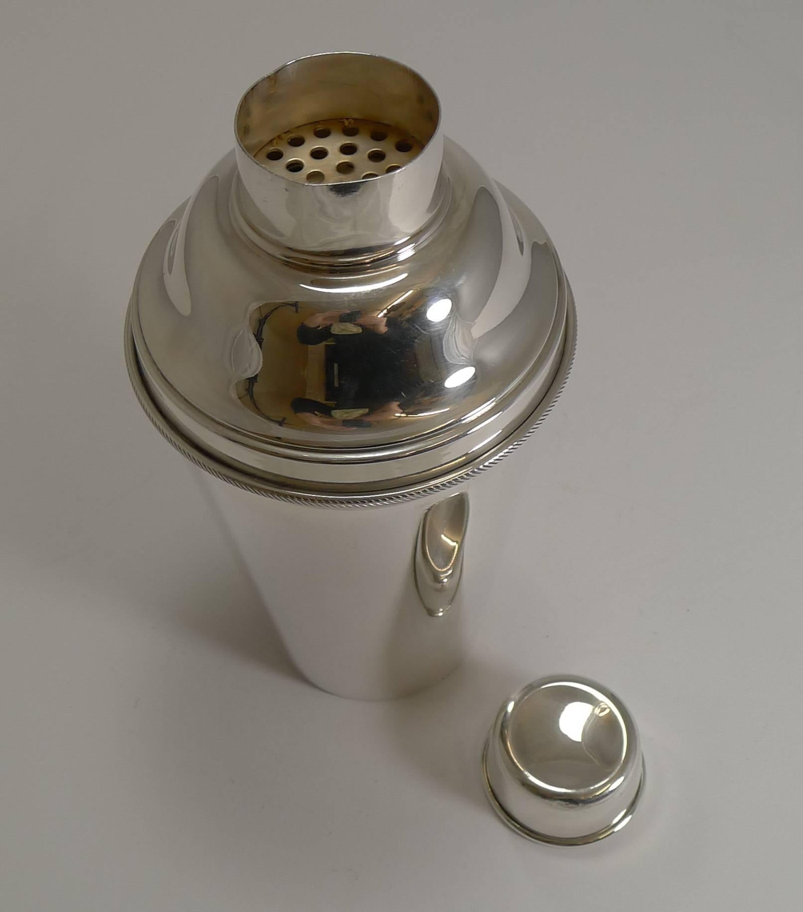 Large Vintage Silver Plated Cocktail Shaker with Integral Lemon Squeezer 1