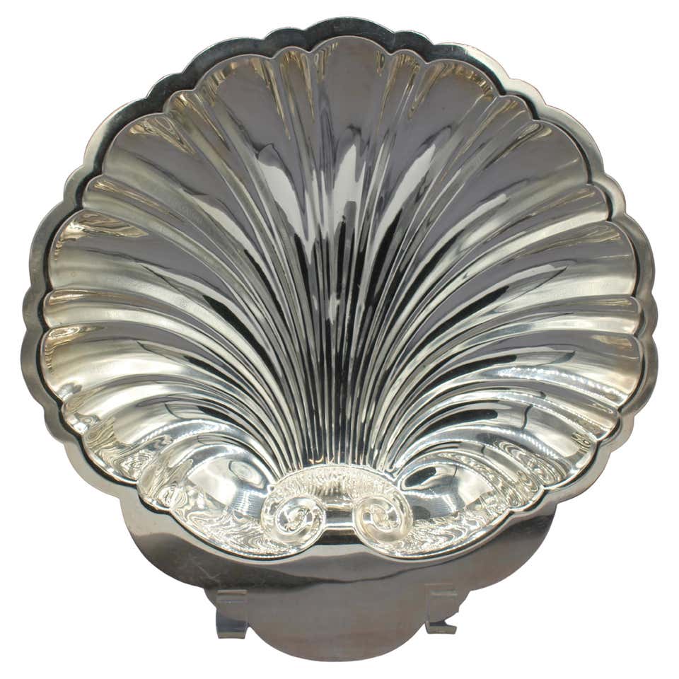 20th Century Baroque by Wallace Silver Shell Dish For Sale at 1stDibs