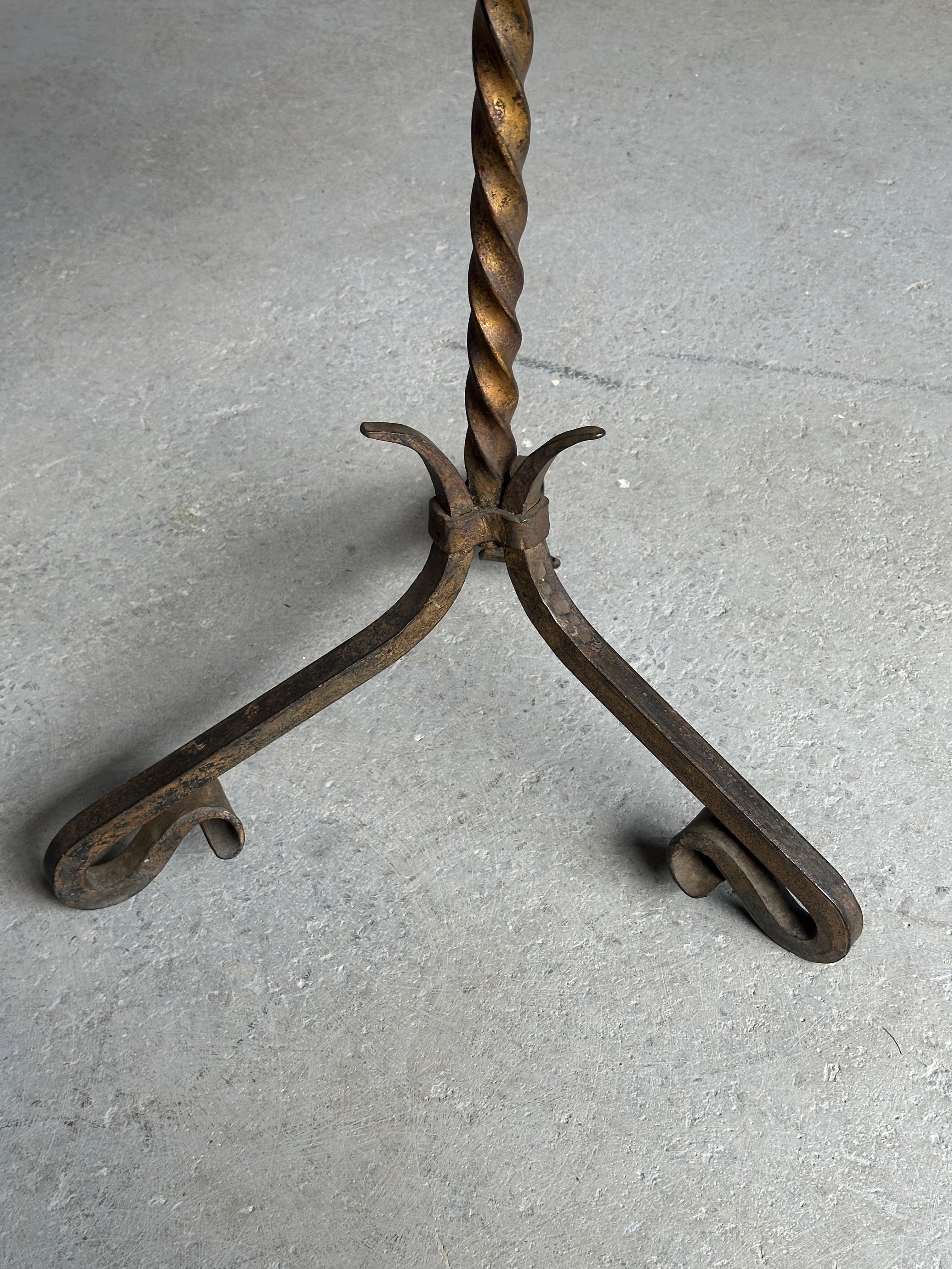 Large Vintage Spanish Drinks Table with Ornate Tripod Base For Sale 3