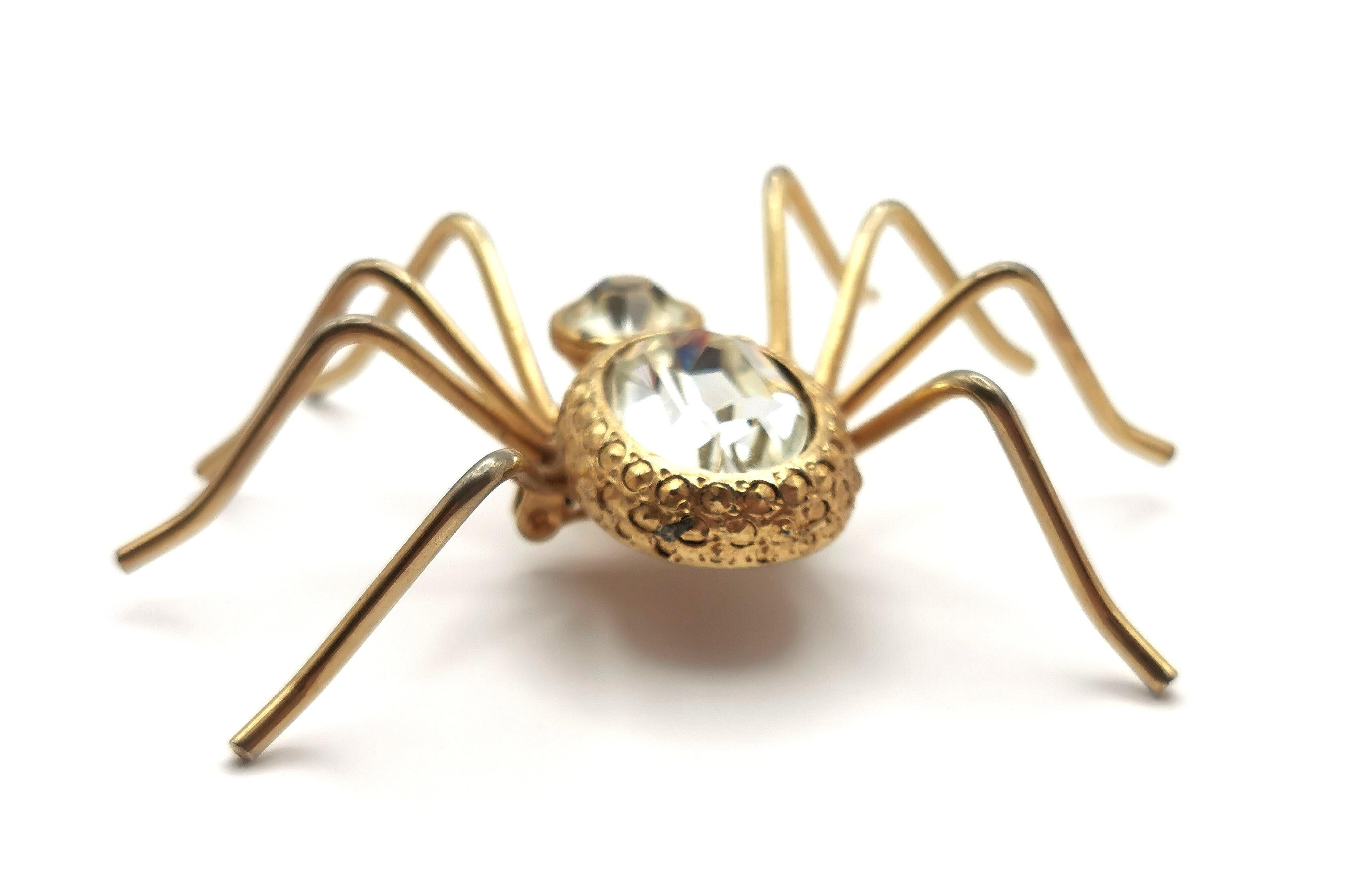 Large vintage spider brooch, gold tone In Fair Condition For Sale In NEWARK, GB