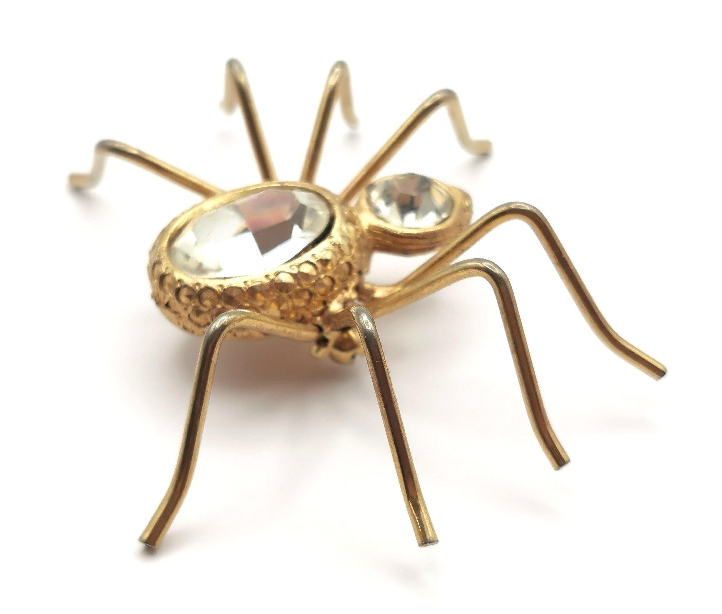 Large vintage spider brooch, gold tone For Sale 1