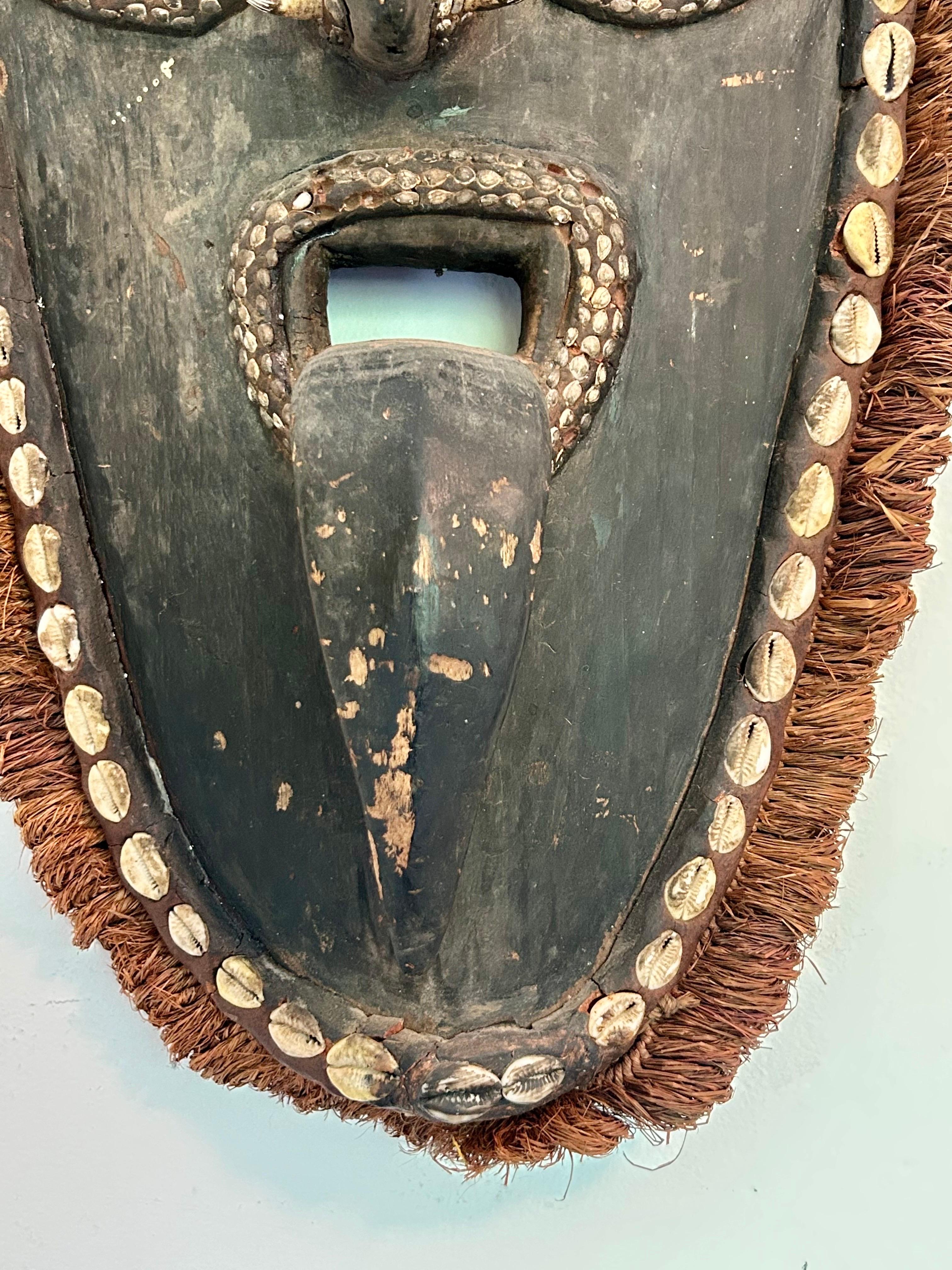 Große Vintage Geist Maske Oceanic Arts (Handgefertigt) im Angebot