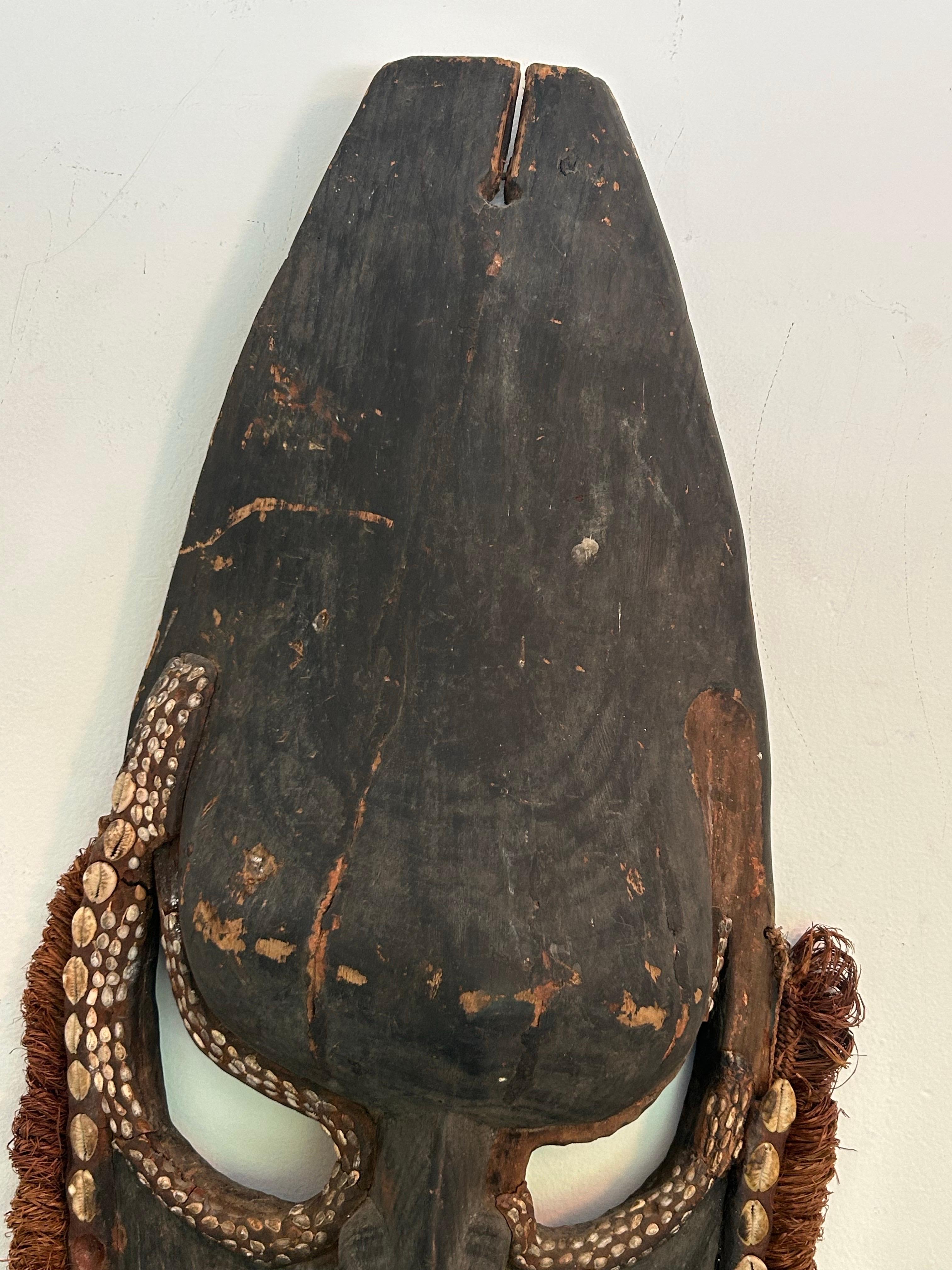 Große Vintage Geist Maske Oceanic Arts (Muschel) im Angebot