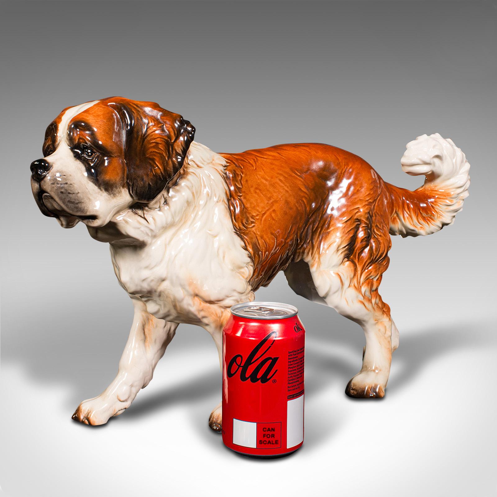 Grande statue de Saint Bernard, allemande, céramique, ornement, chien, vers 1980 en vente 5