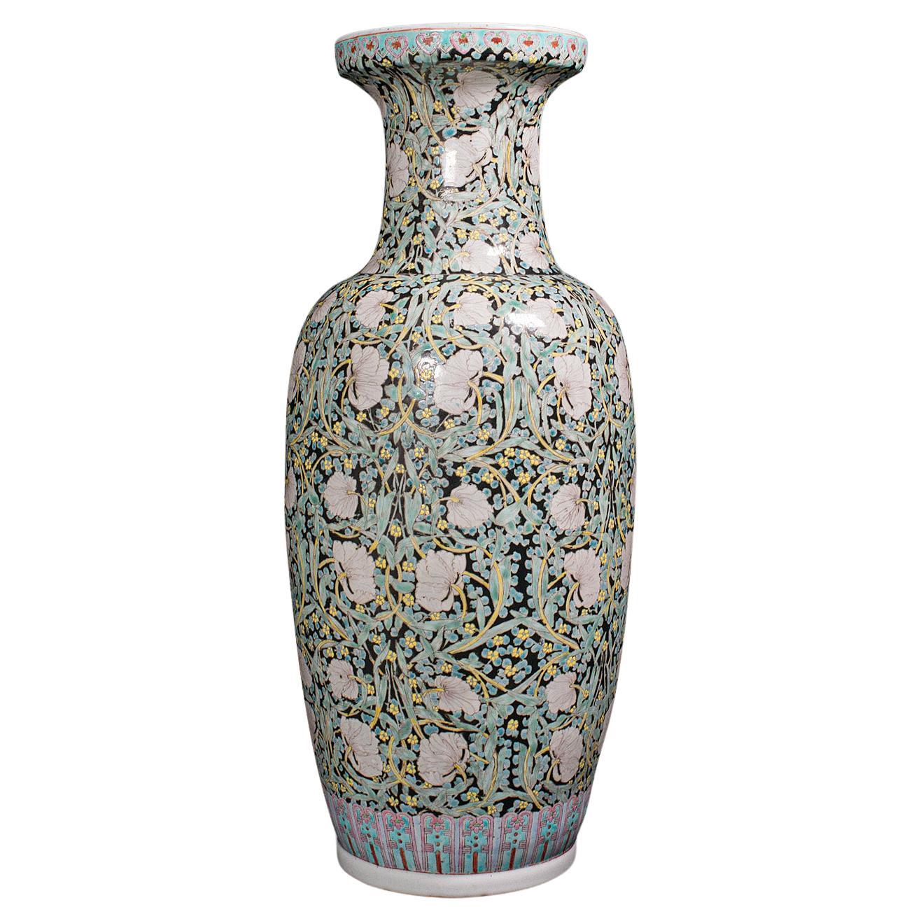 Art Deco Flower Vase - 79 For Sale on 1stDibs
