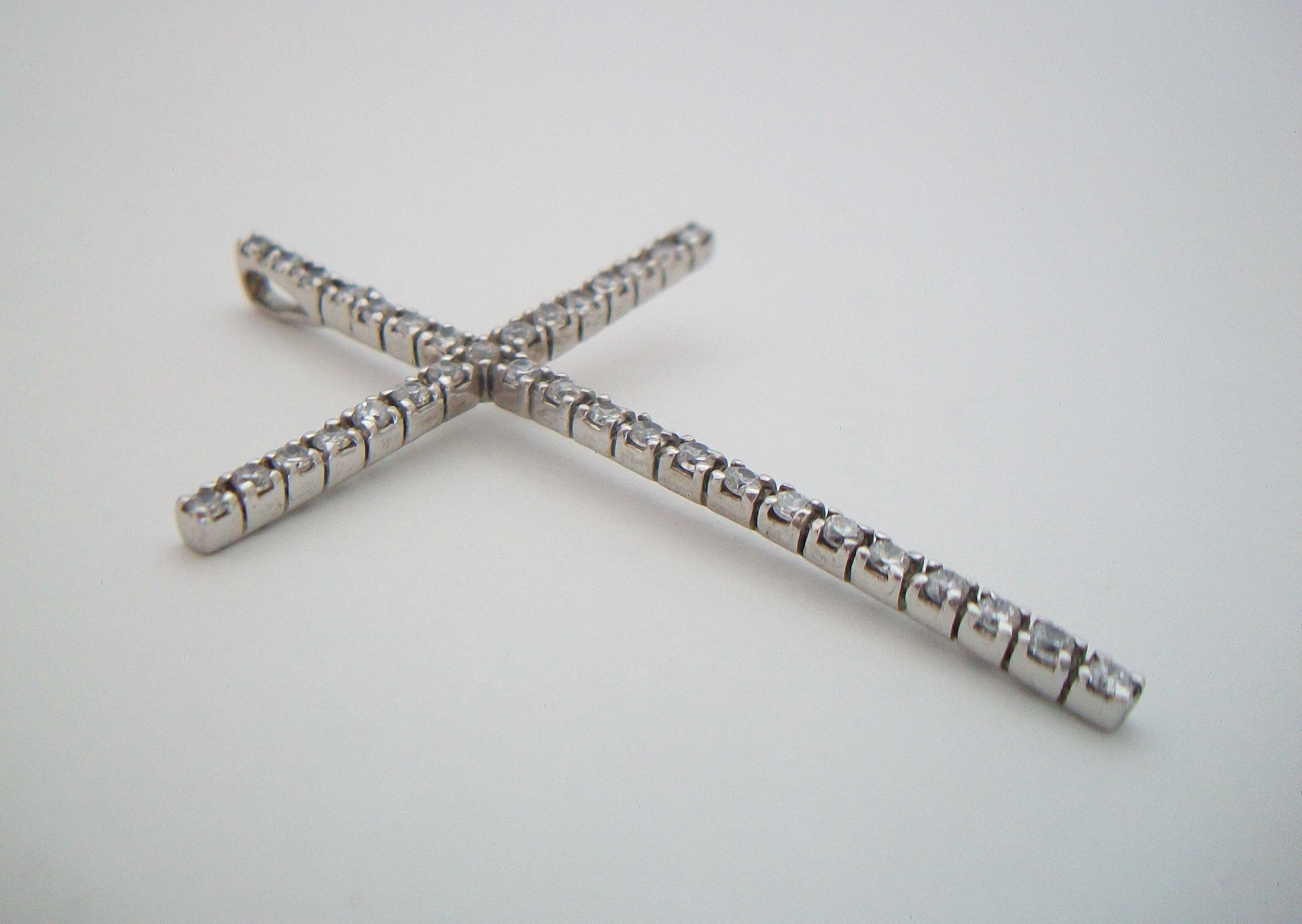 Women's or Men's Large Vintage Sterling Silver & Crystal Cross Pendant - U.S.A. - Circa 1990's For Sale