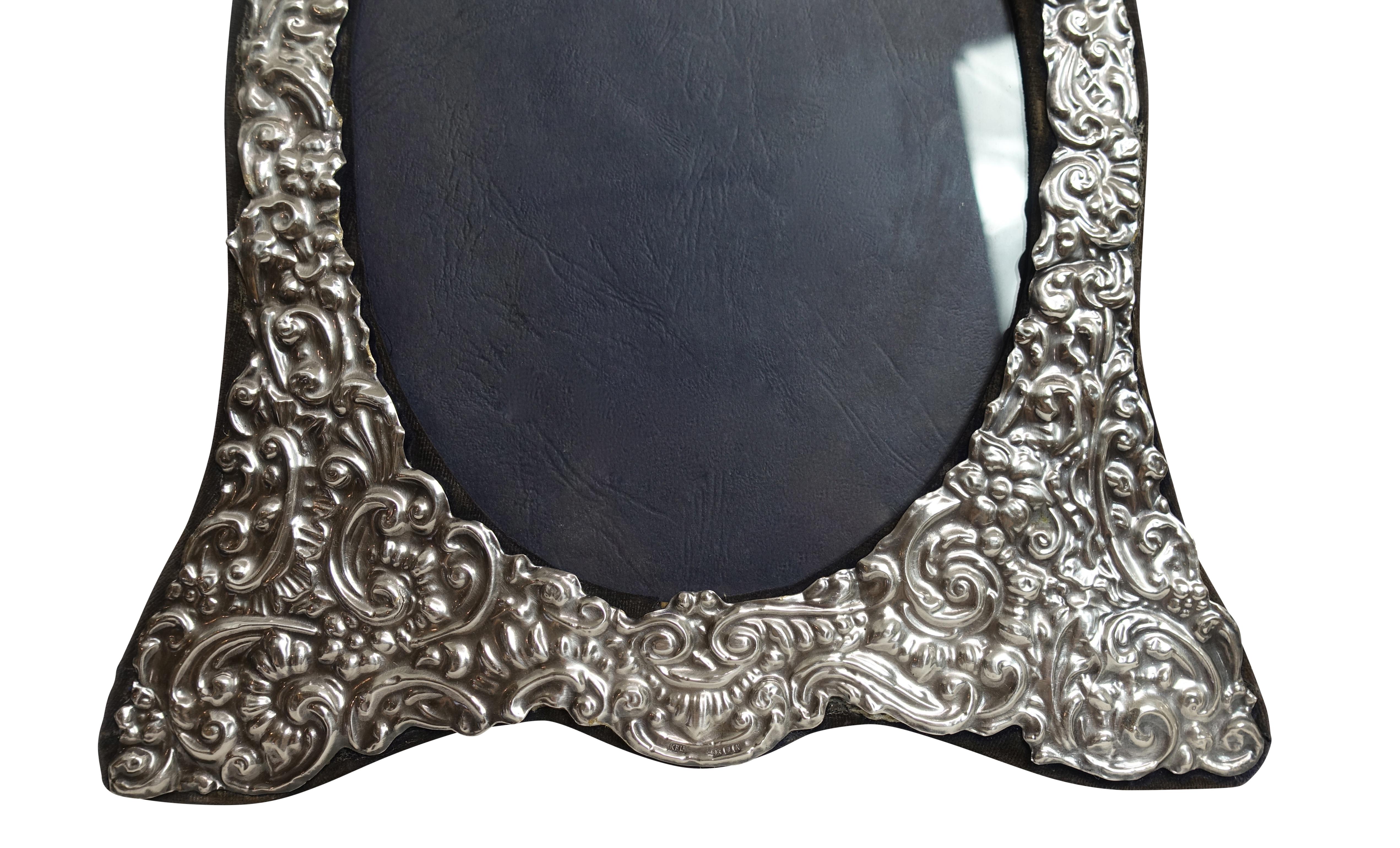Large Vintage Sterling Silver Picture Frame, England, Mid-20th Century 1