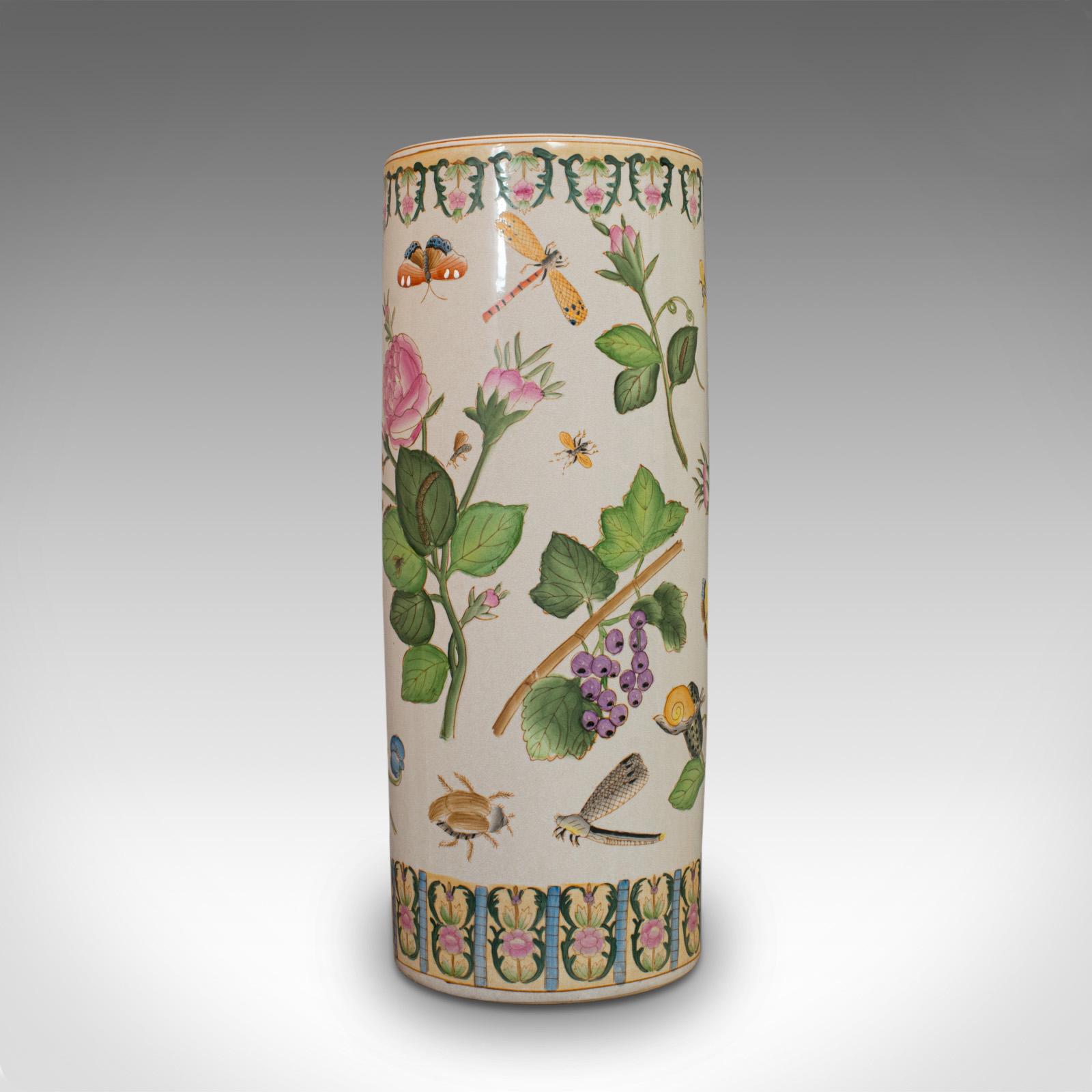 Large Vintage Stick Stand, Oriental, Ceramic, Decorative Vase, Art Deco In Good Condition For Sale In Hele, Devon, GB