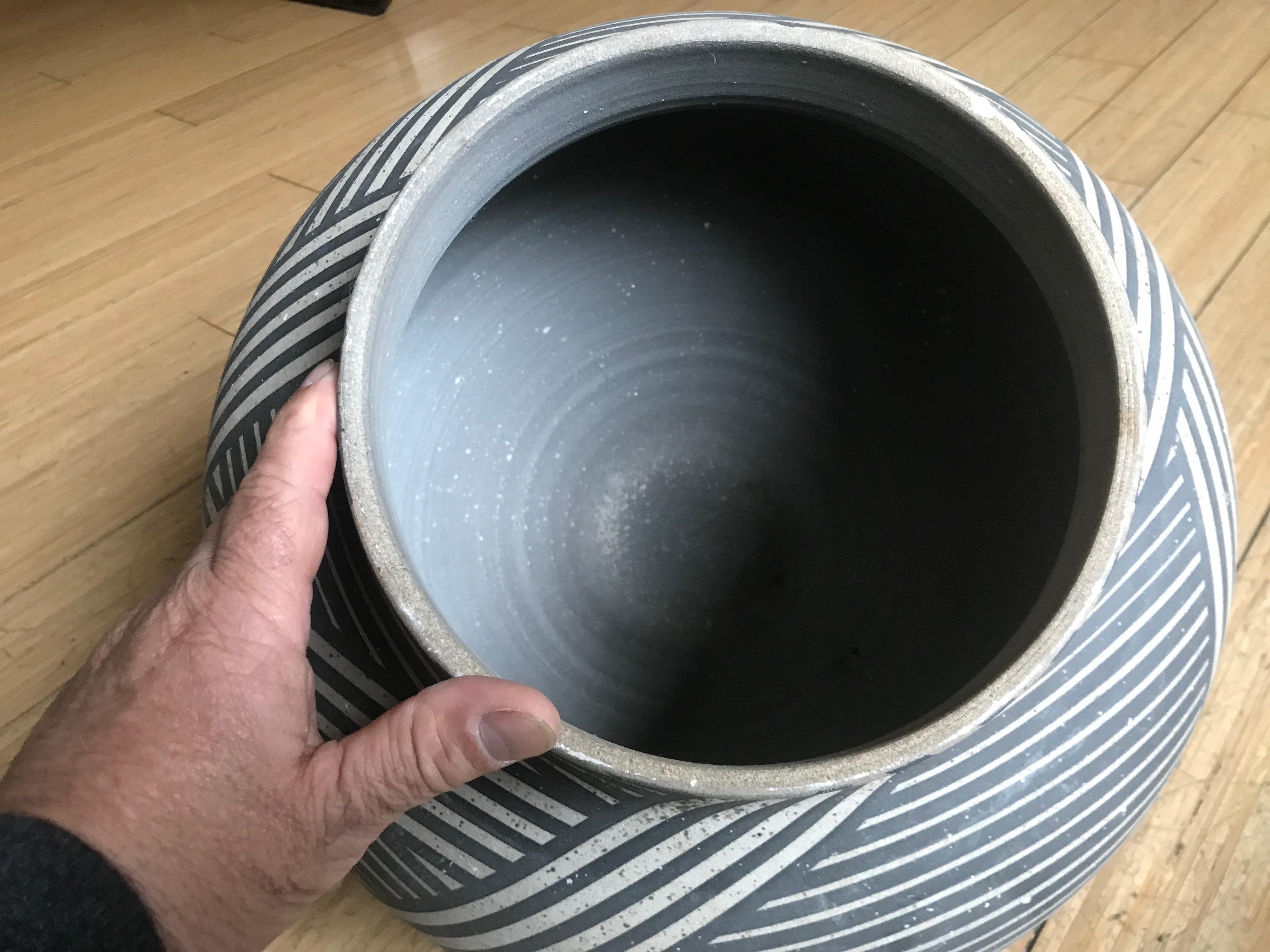 Nickolas Bernard Large Acoma Style Studio Pottery Vase or Planter  1