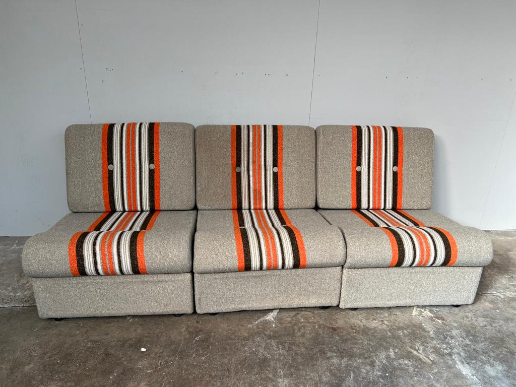 Grand canapé danois modulaire rayé Pop Art modulaire Bon état - En vente à Markington, GB