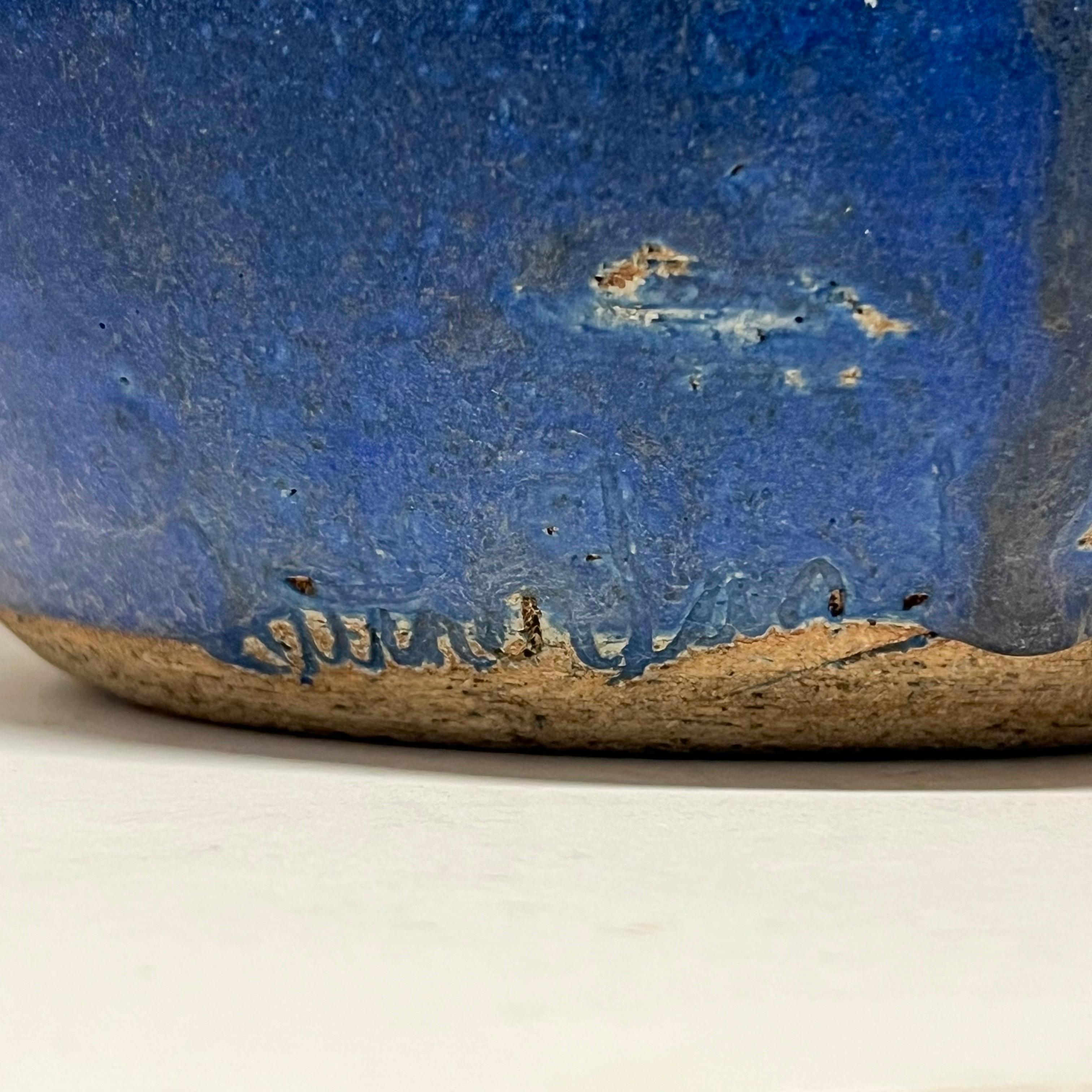 Large Vintage Studio Ceramic Moon Pot In Good Condition For Sale In Oakland, CA