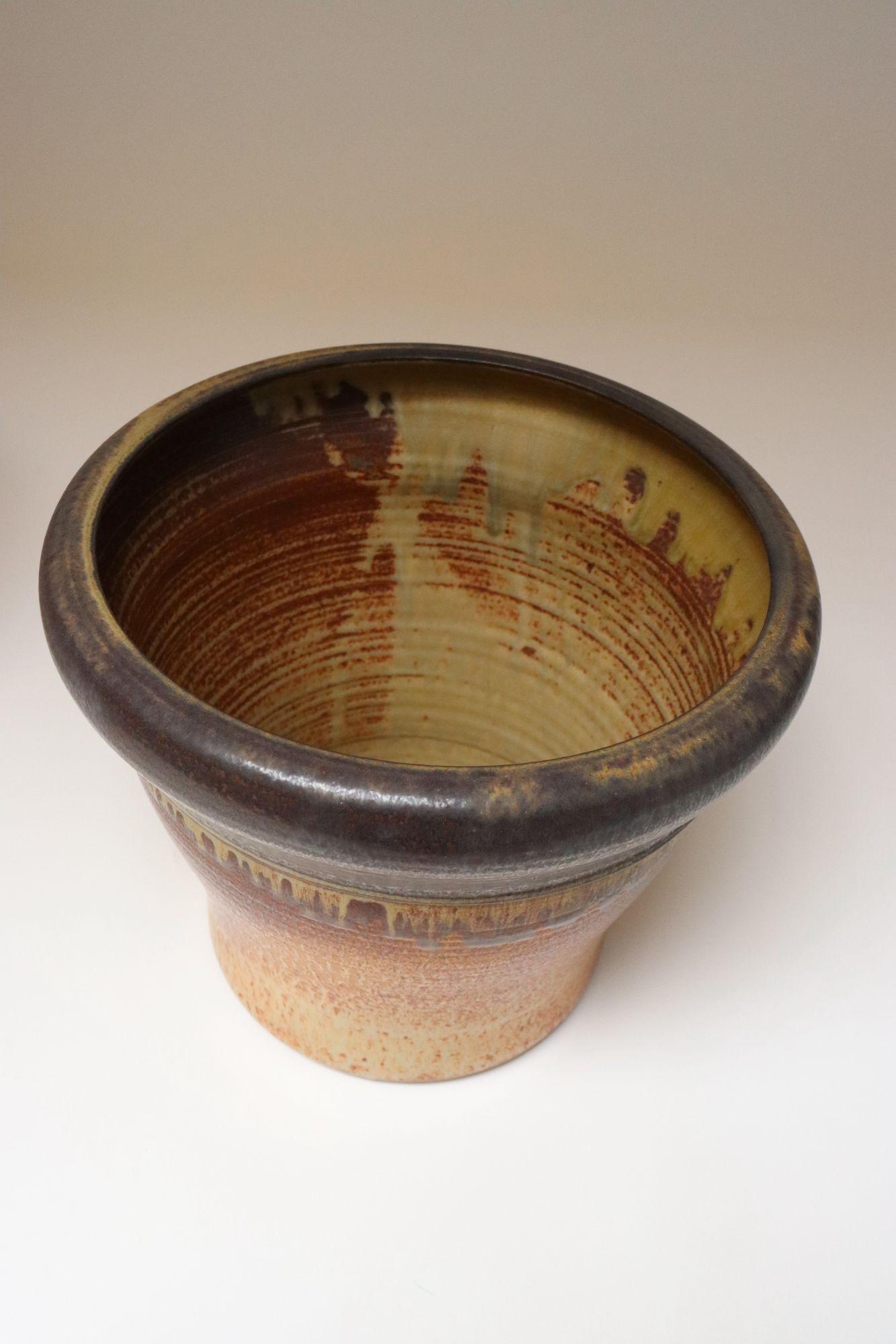 Großer Vintage Studio Pottery Ombré-Pflanztopf und Abtropfuntertasse von Deanna Nichols (Ende des 20. Jahrhunderts) im Angebot