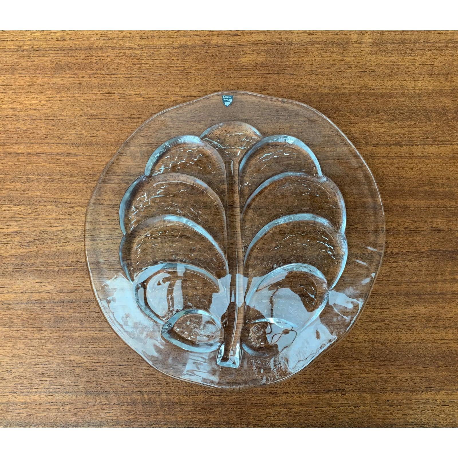 20ième siècle Grande assiette en verre suédoise d'Orrefors, 1970 en vente